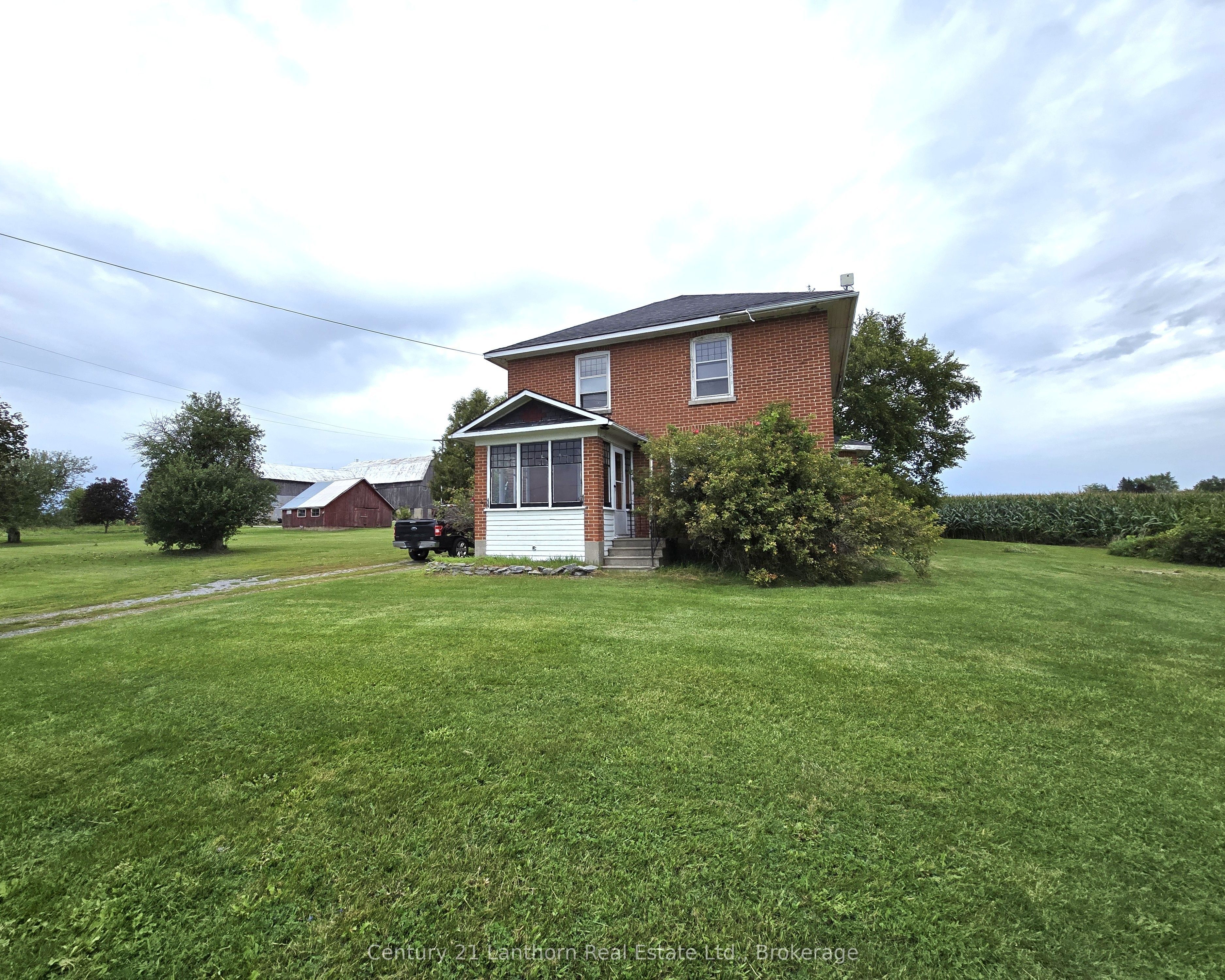 1014 Hamilton Road Property Photo 9