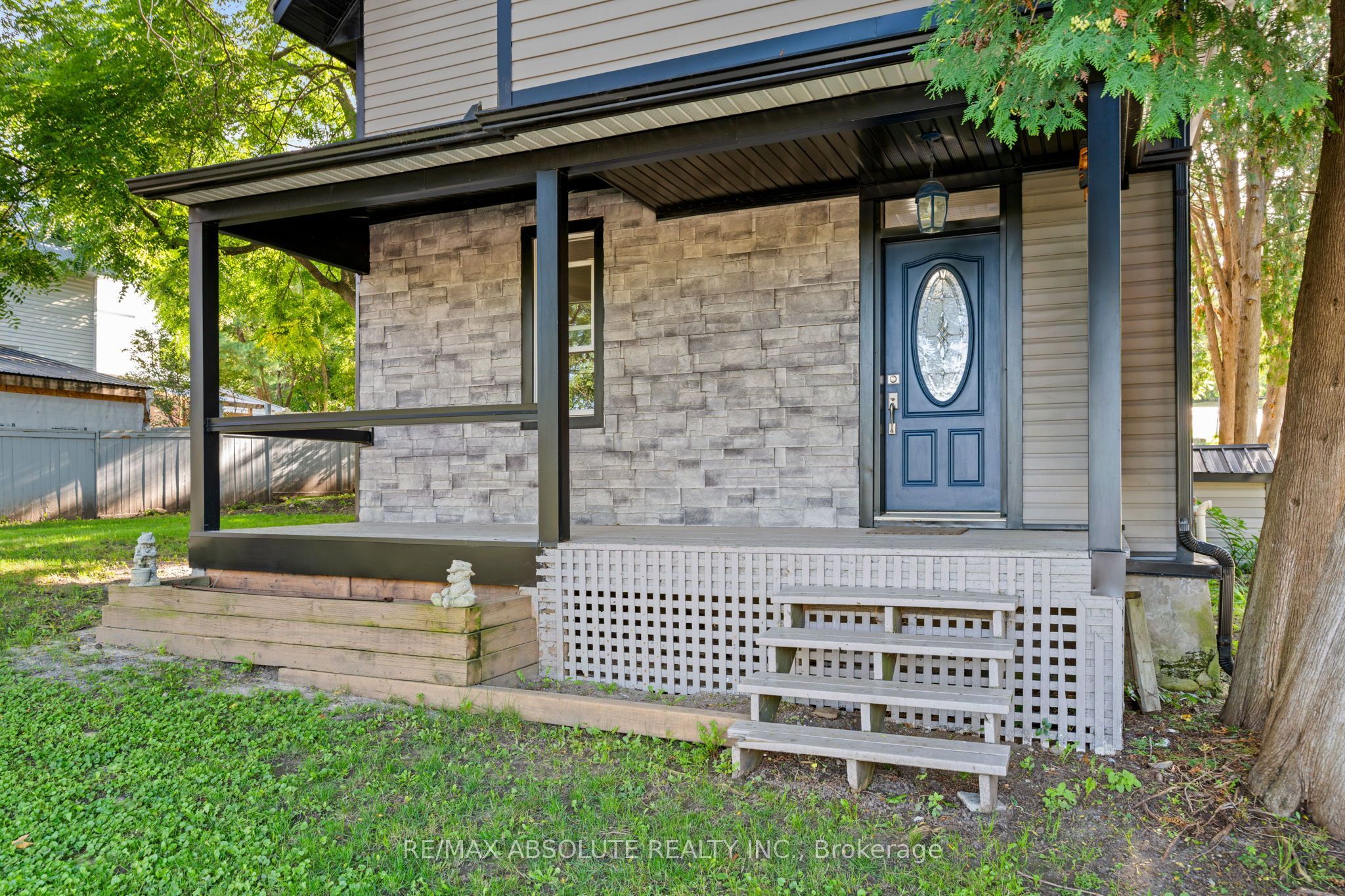 903 River Road Property Photo 3