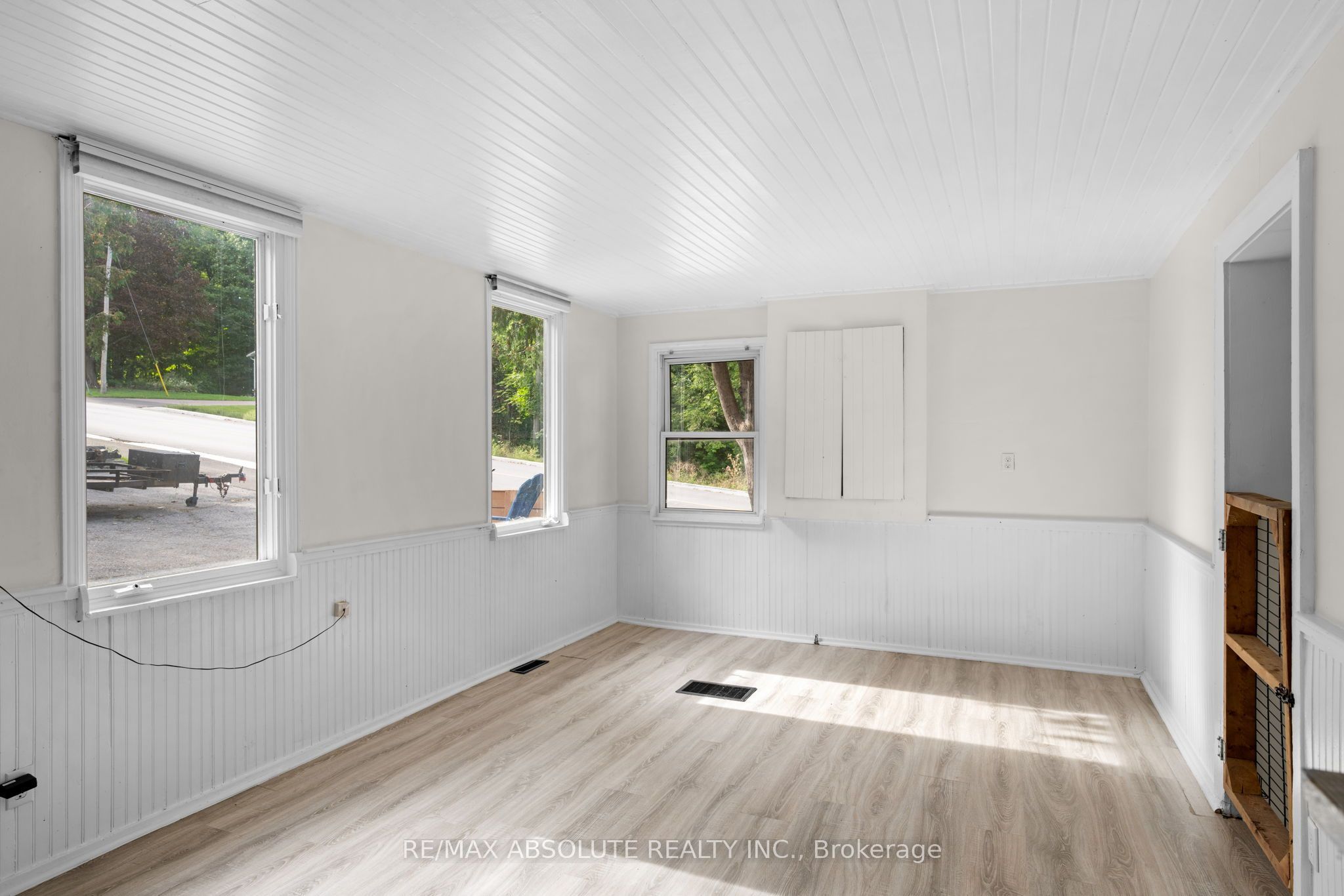 903 River Road Property Photo 24