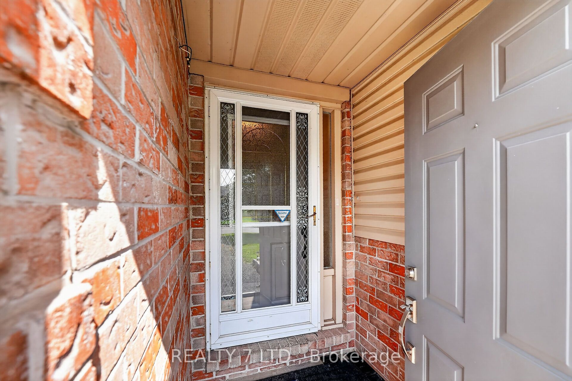 54 Cowan Drive Property Photo 4