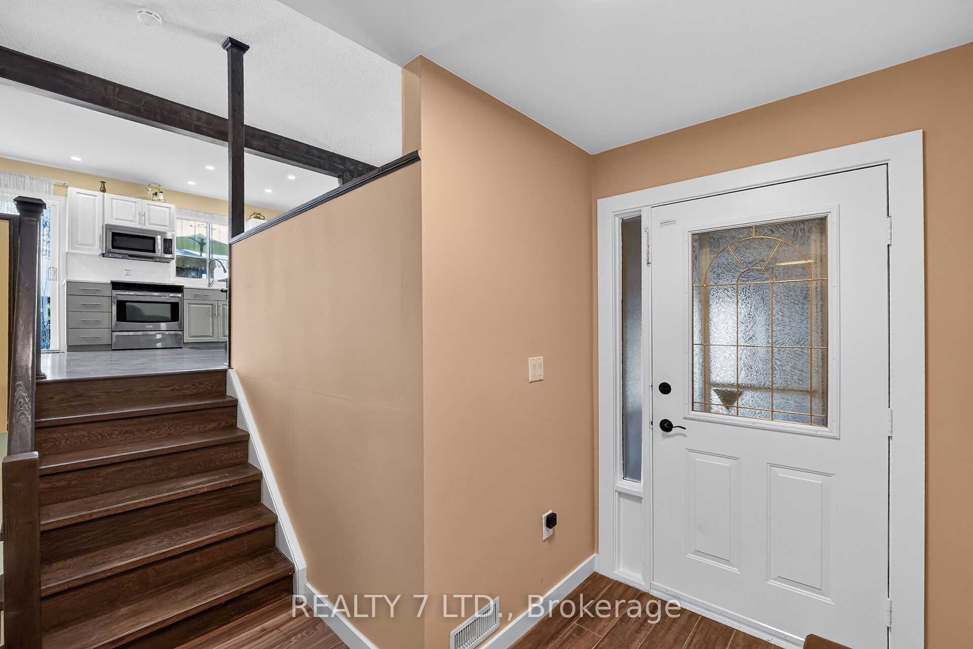 54 Cowan Drive Property Photo 5
