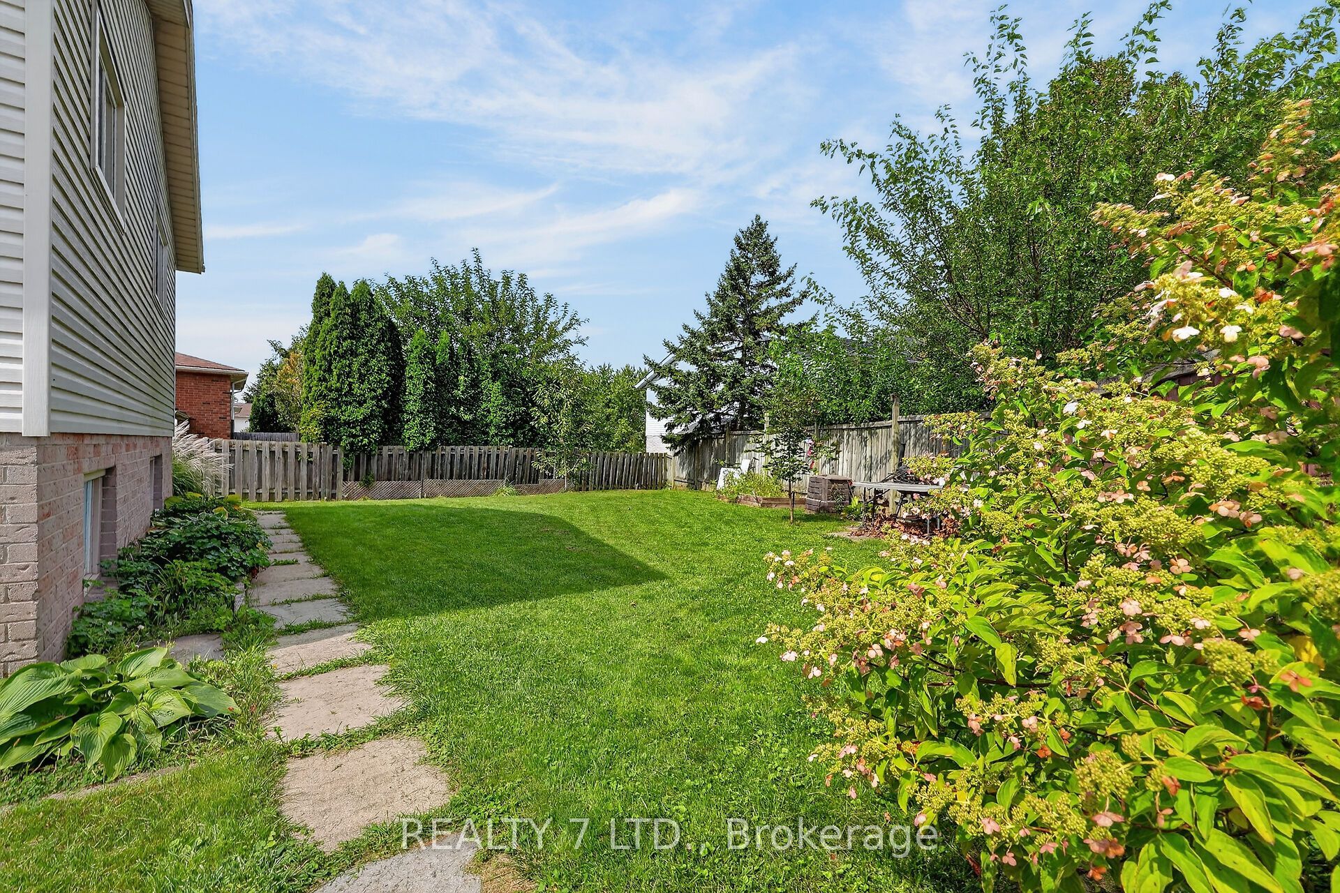 54 Cowan Drive Property Photo 34