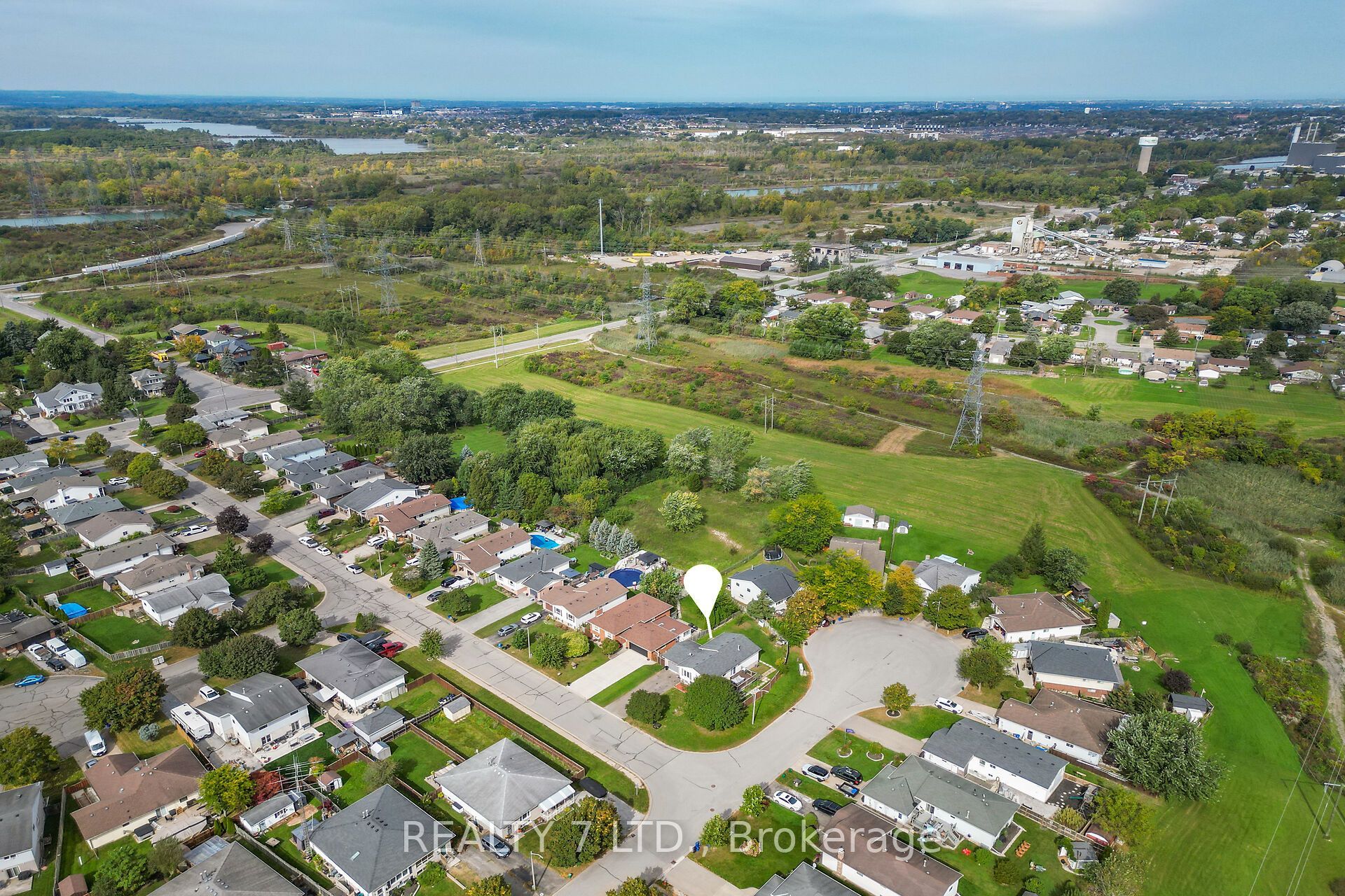 54 Cowan Drive Property Photo 39
