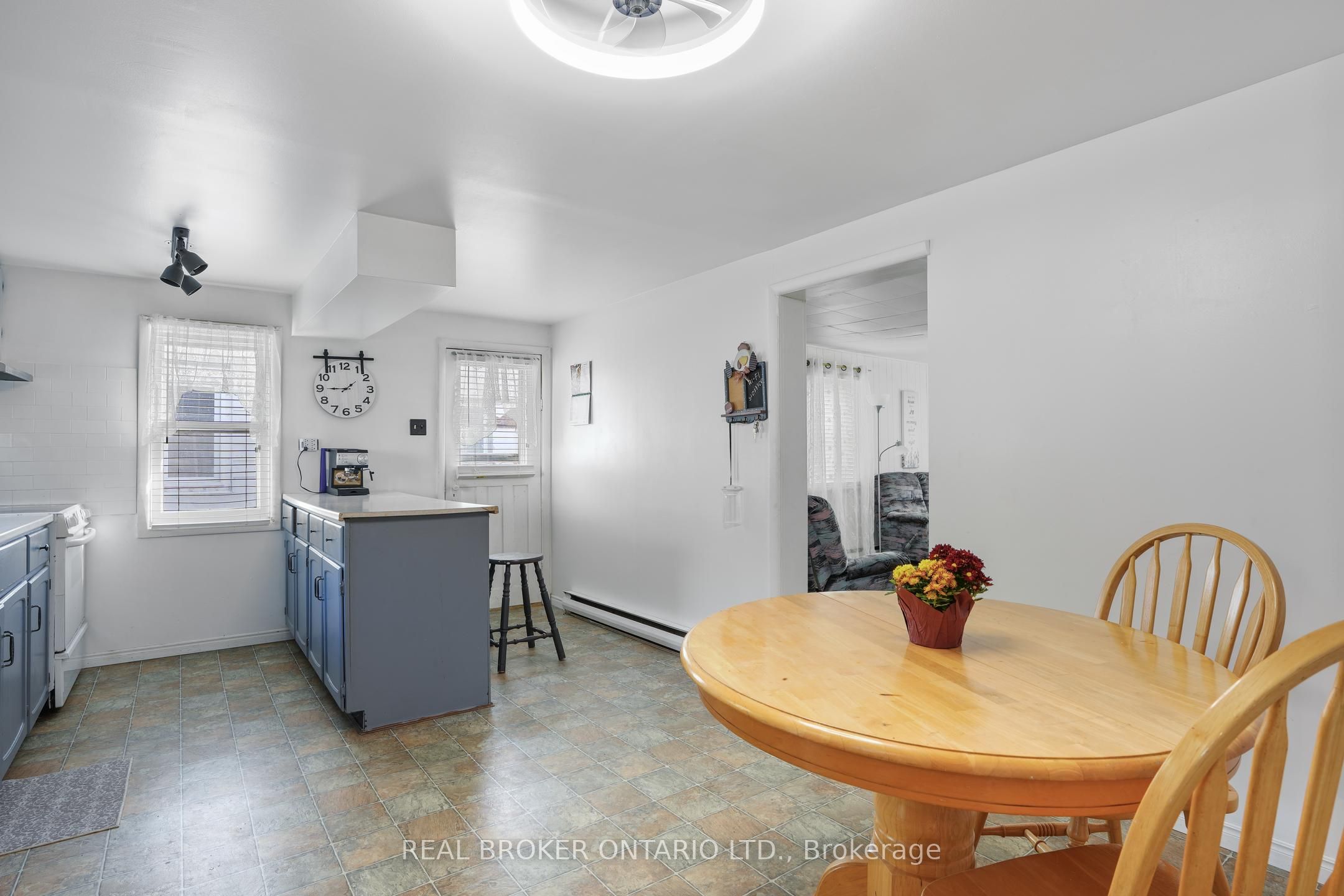 79 & 85 Bridge Street Property Photo 11