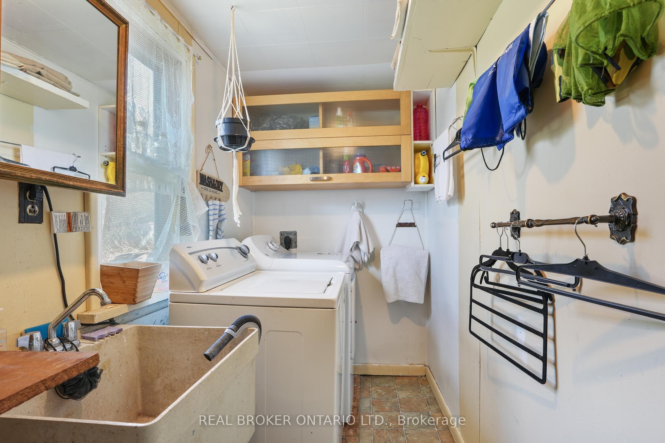 79 & 85 Bridge Street Property Photo 17