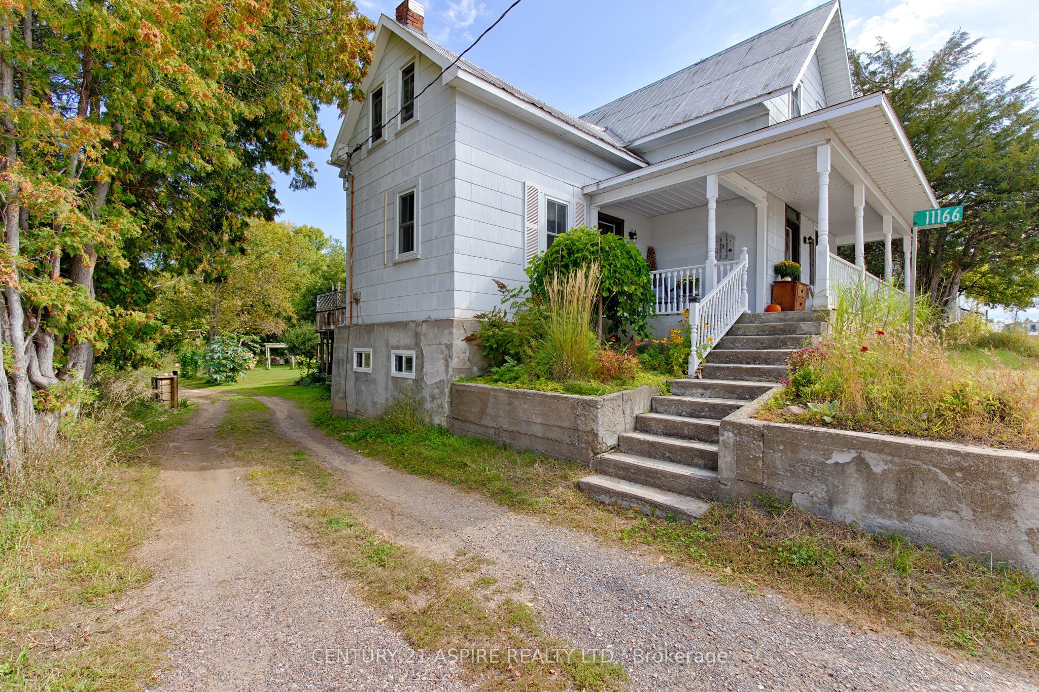11166 60 Highway Property Photo 1