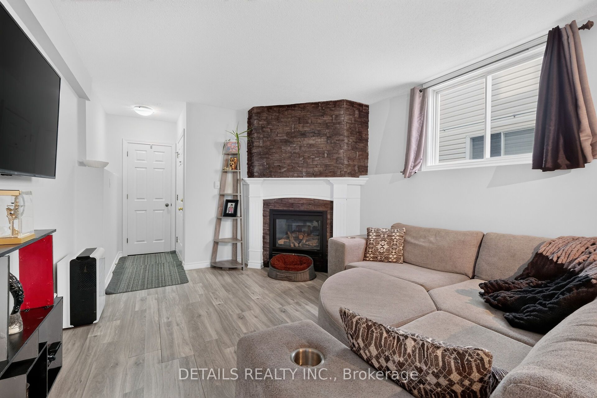 75 Lapointe Boulevard 3c Property Photo 6