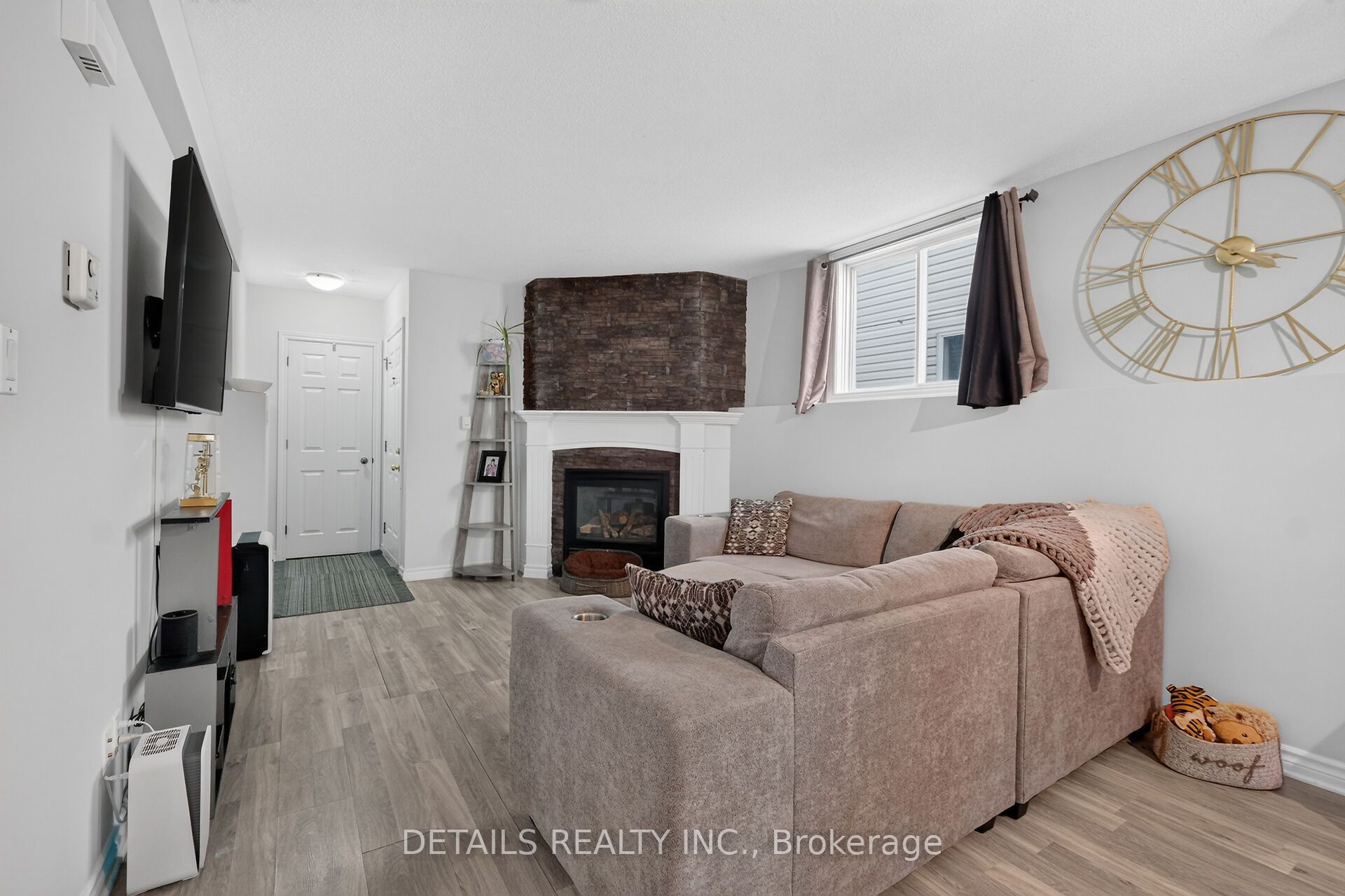 75 Lapointe Boulevard 3c Property Photo 9