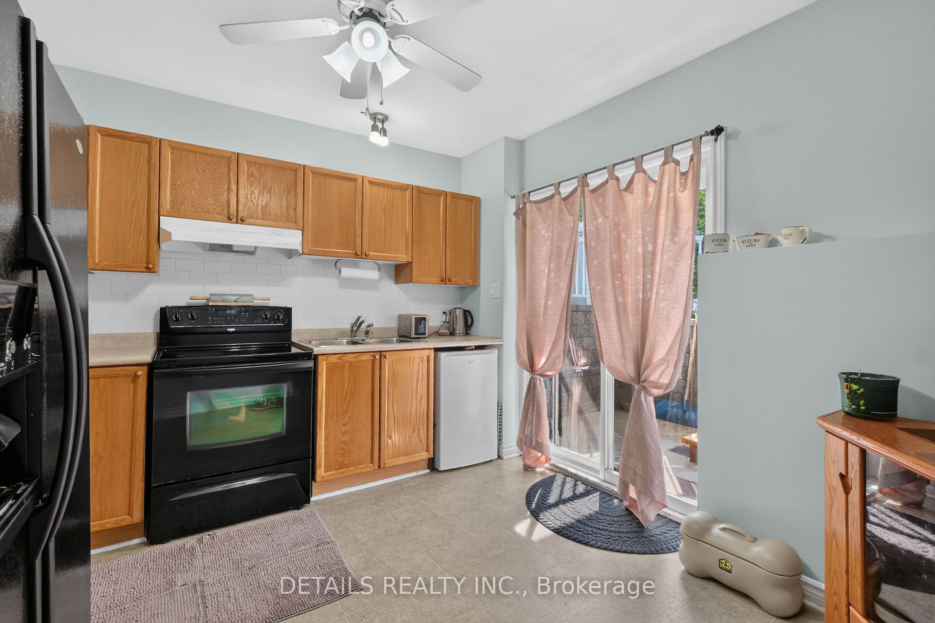 75 Lapointe Boulevard 3c Property Photo 17