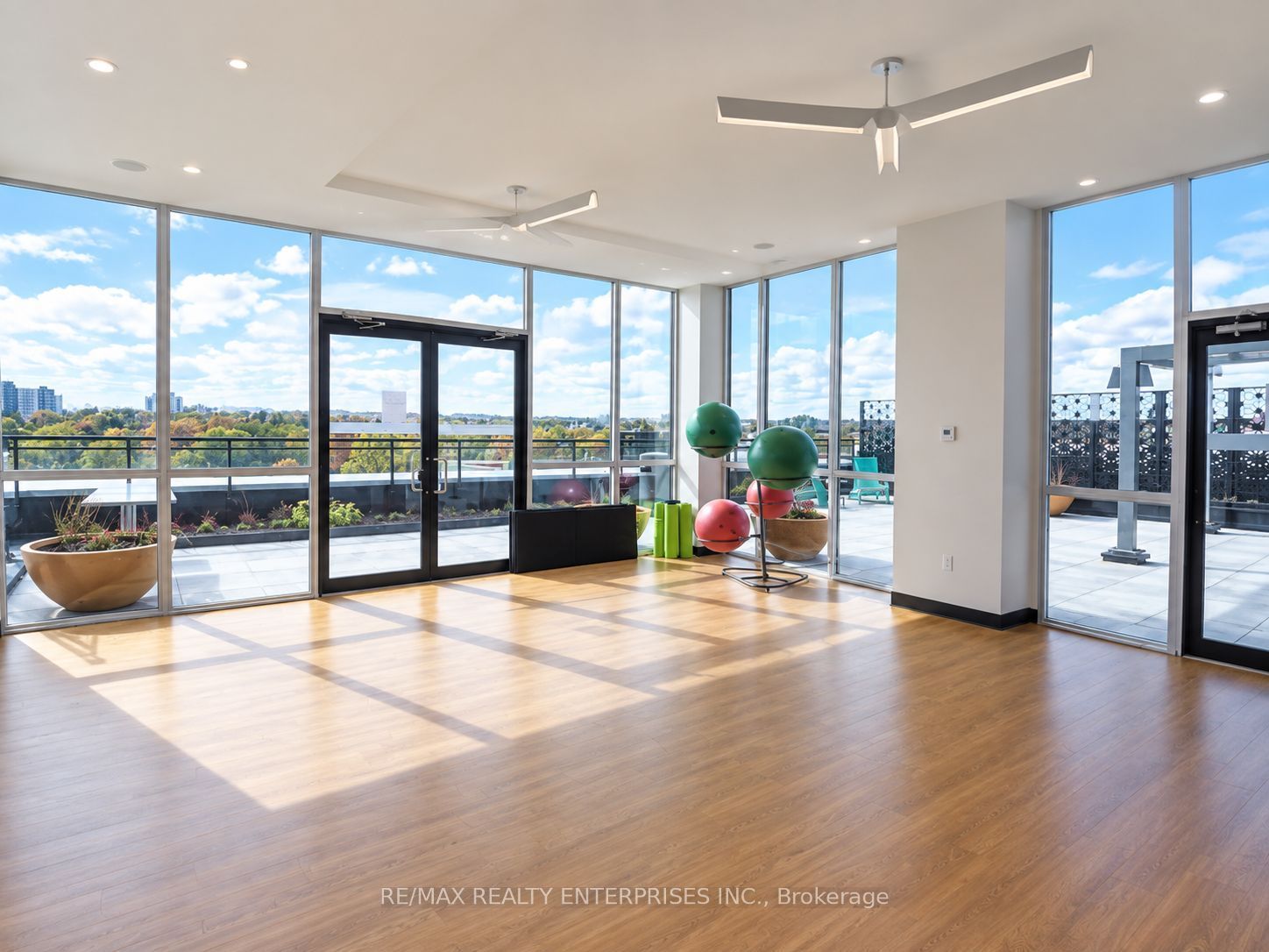 60 Charles Street 2309 Property Photo 16