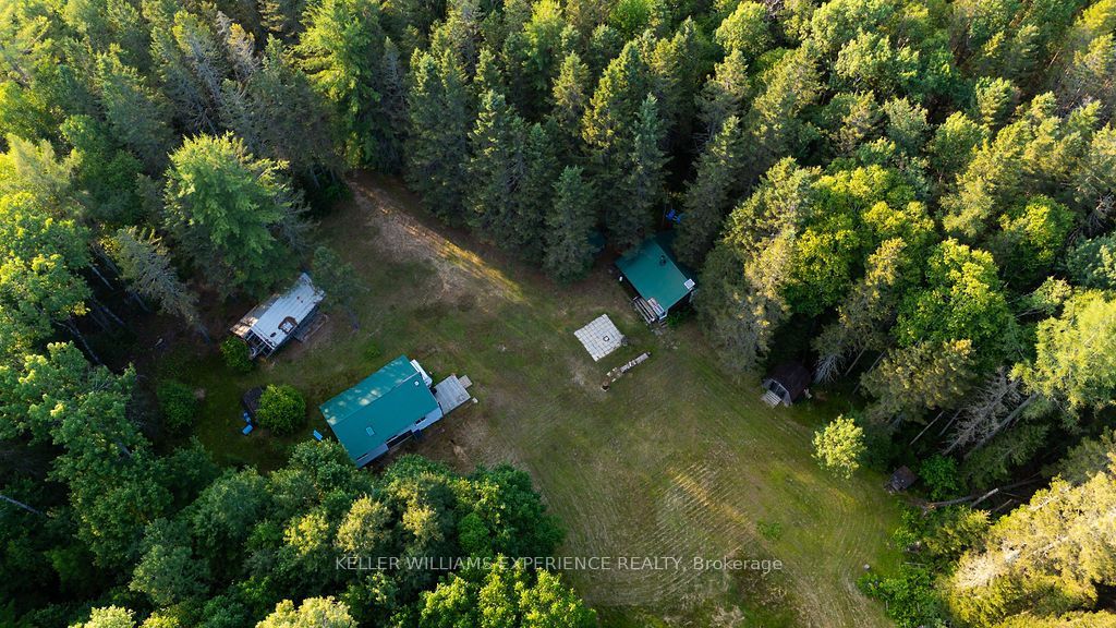 2101 Ahmic Lake Road Property Photo 8