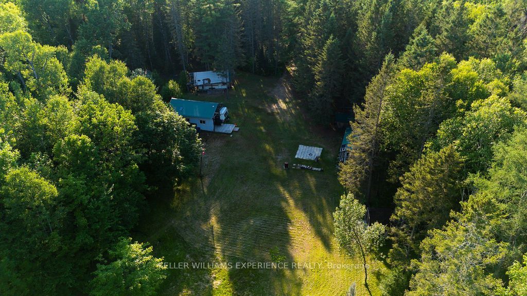 2101 Ahmic Lake Road Property Photo 10