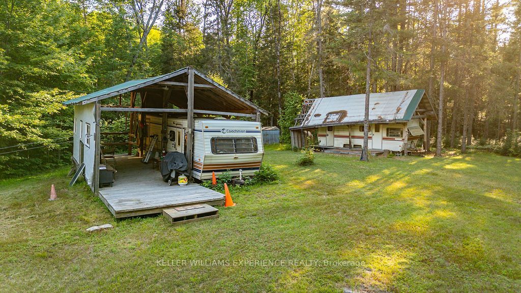 2101 Ahmic Lake Road Property Photo 14
