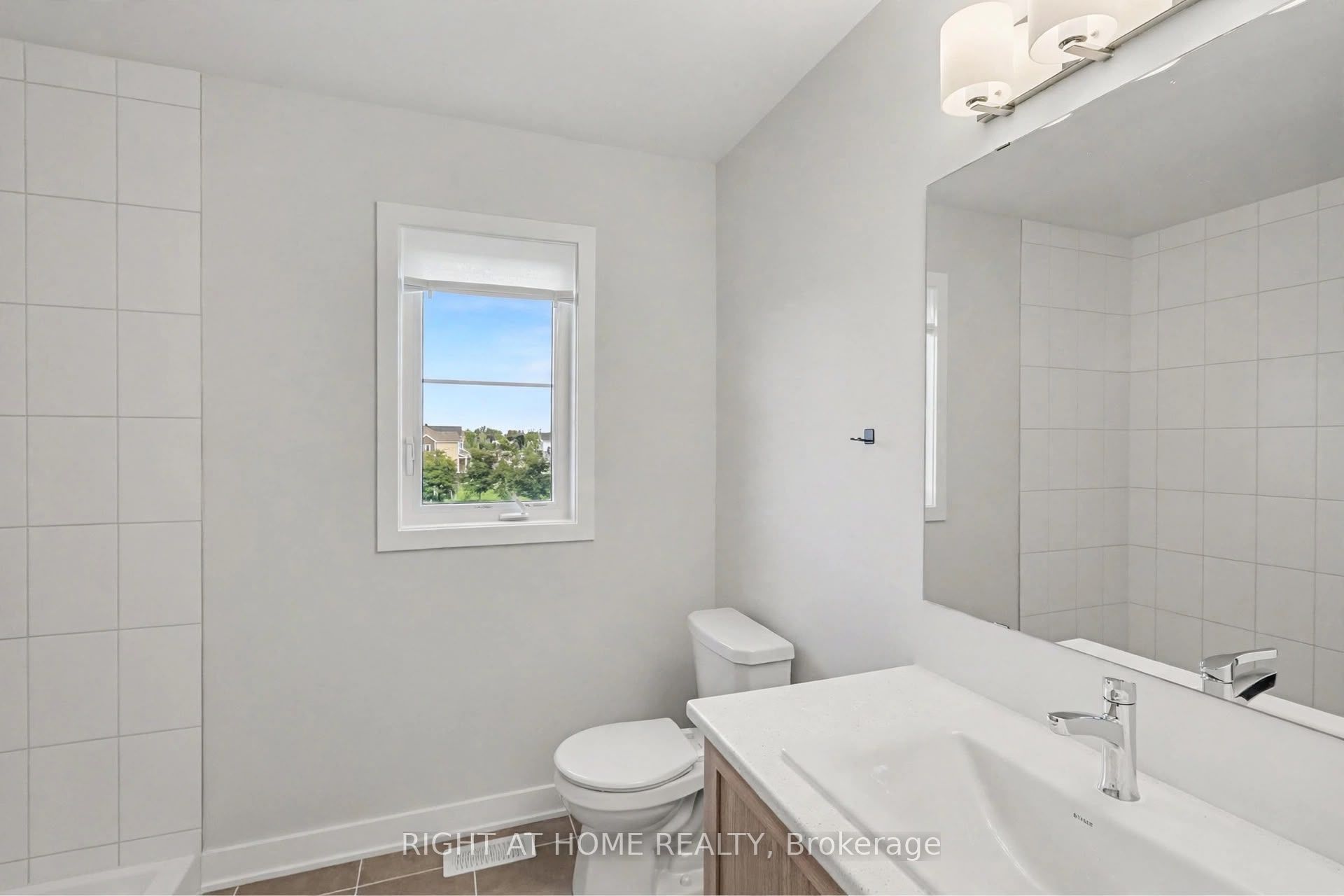 665 Sw Terrier Circle Property Photo 3