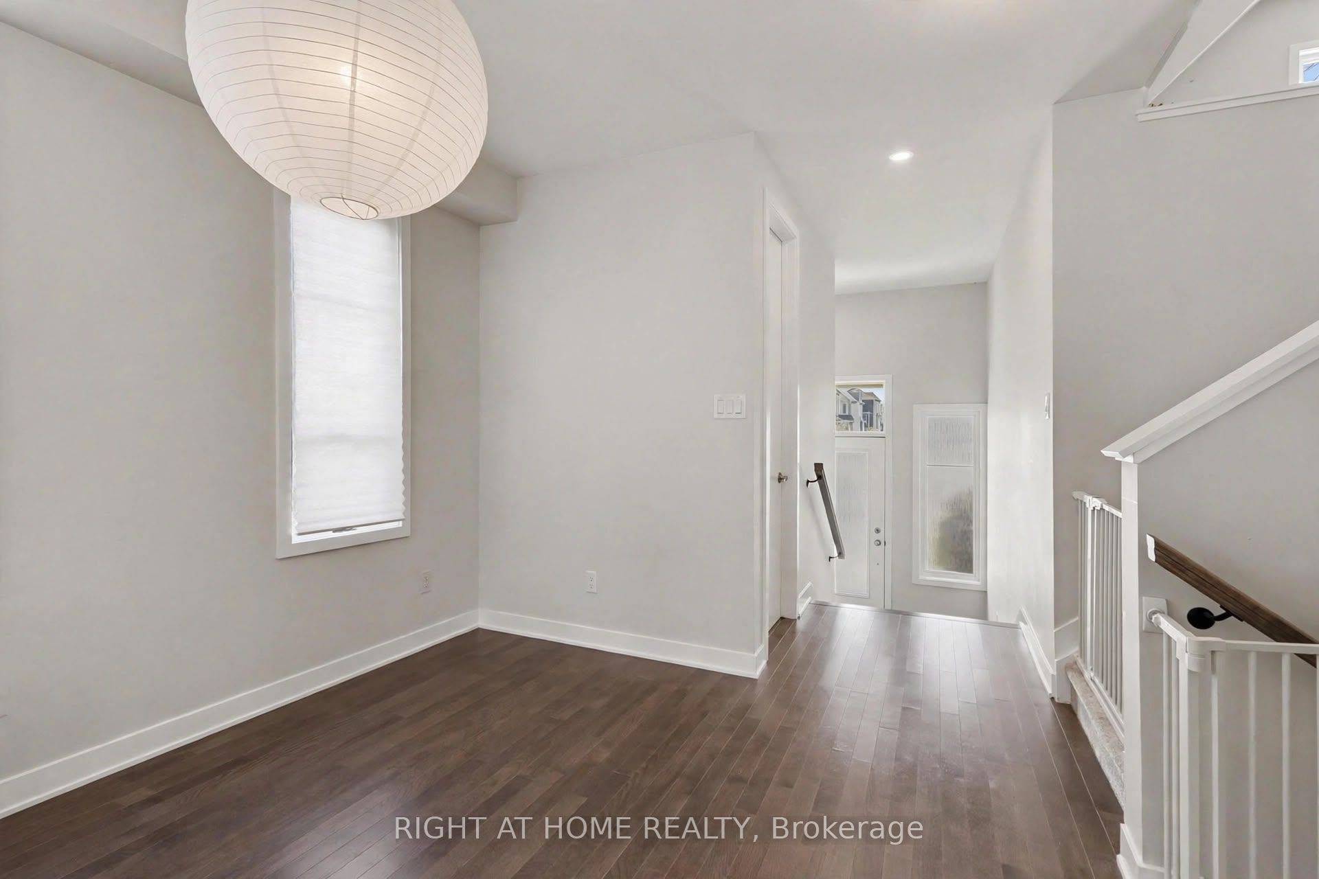 665 Sw Terrier Circle Property Photo 5