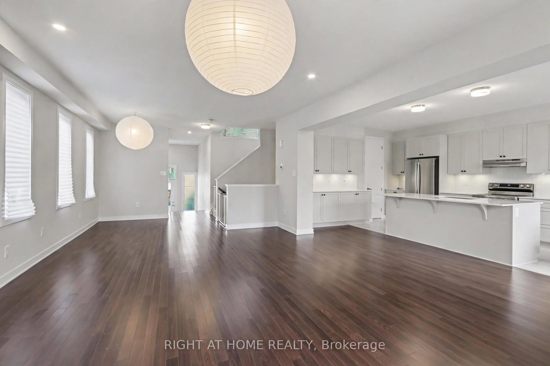 665 Sw Terrier Circle Property Photo 6
