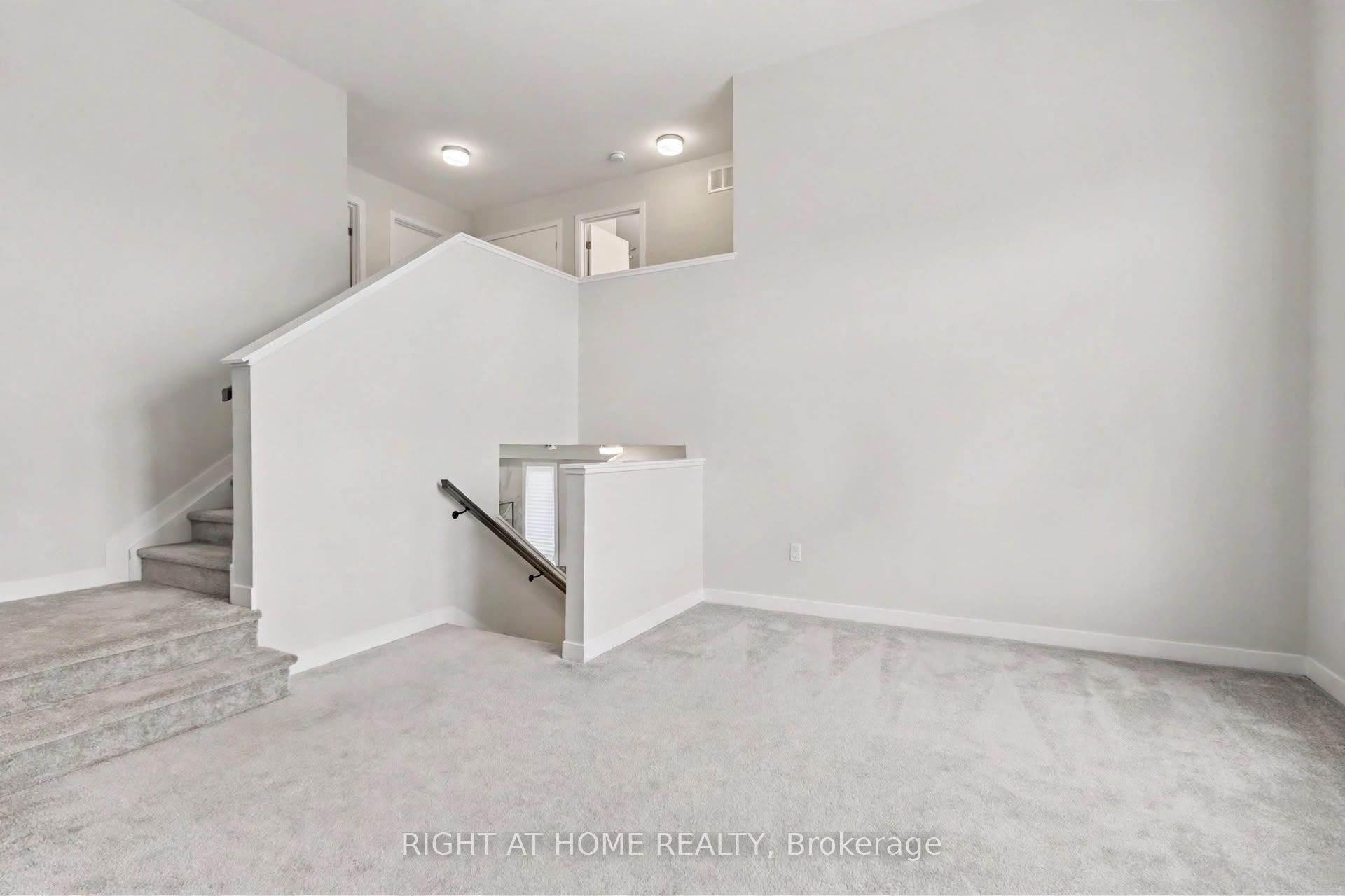 665 Sw Terrier Circle Property Photo 11