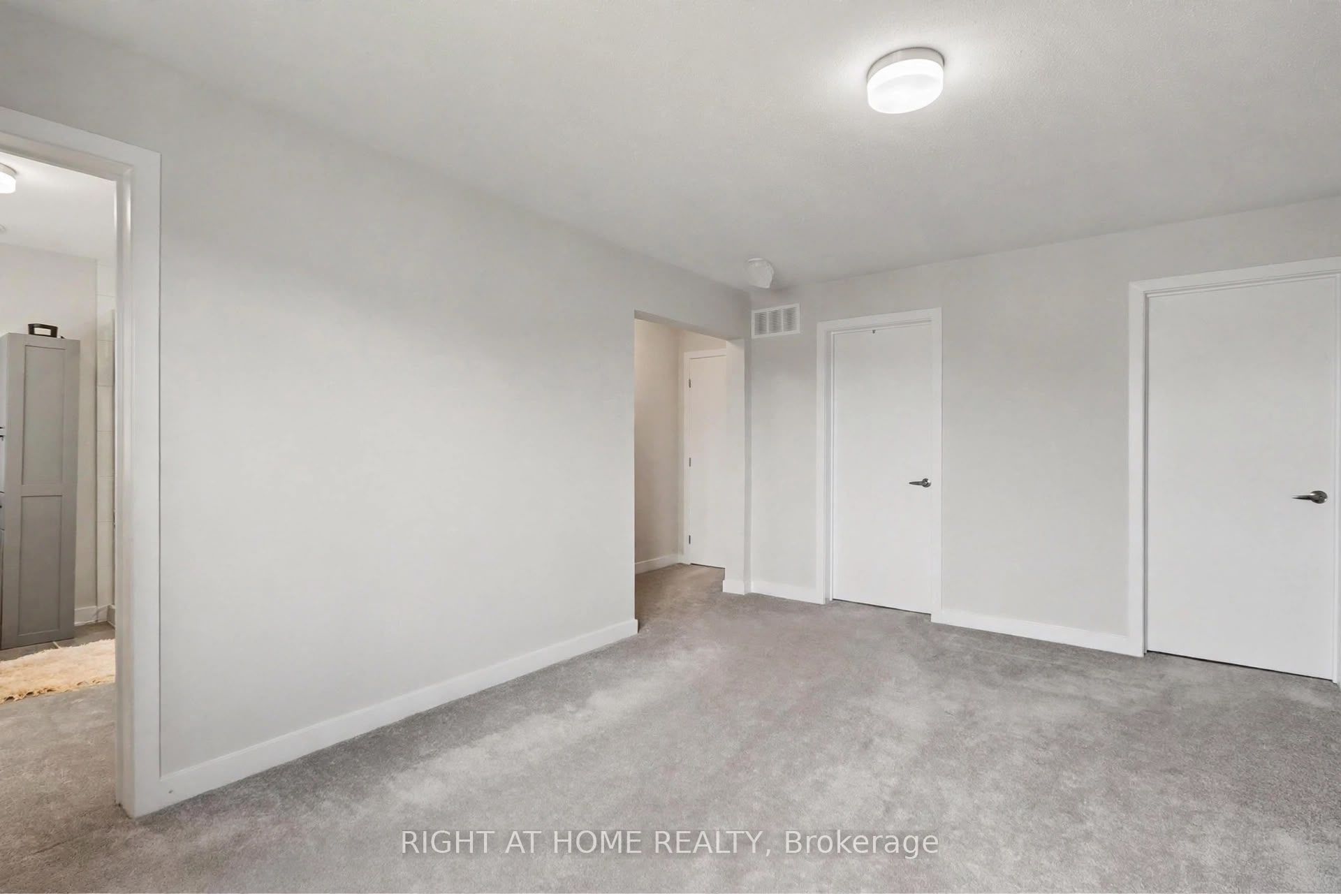 665 Sw Terrier Circle Property Photo 16