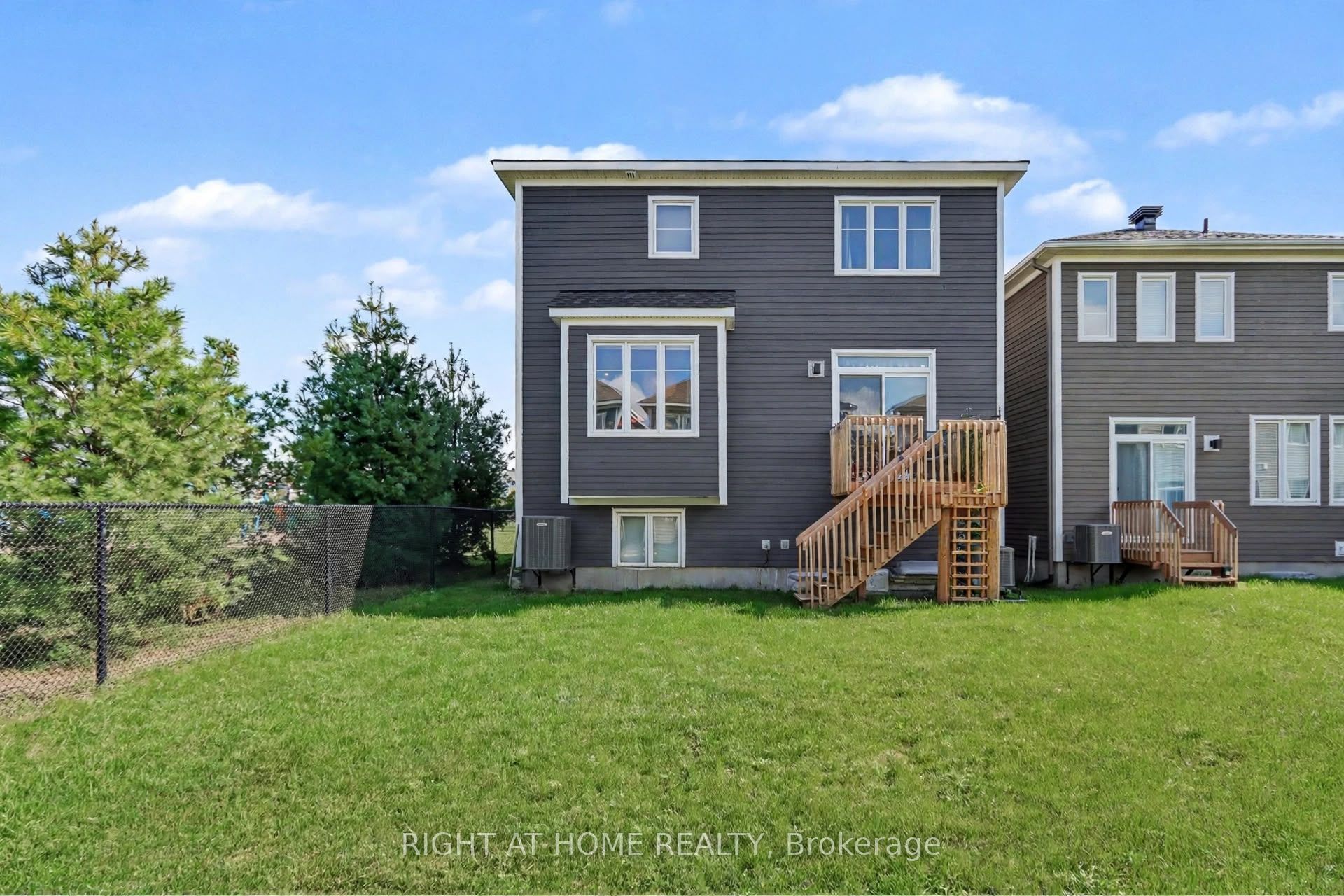 665 Sw Terrier Circle Property Photo 23