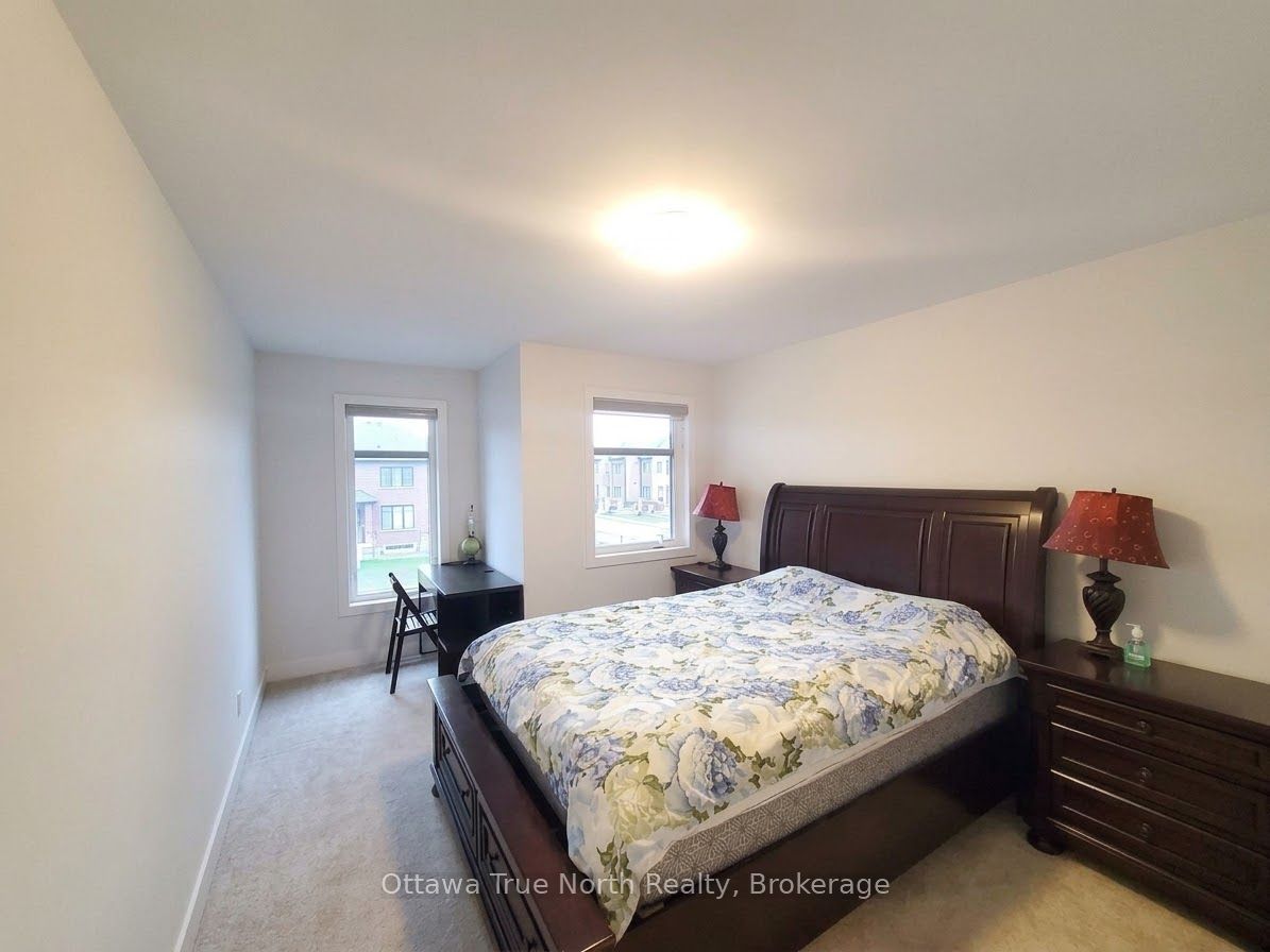 1054 Eider Street Property Photo 17