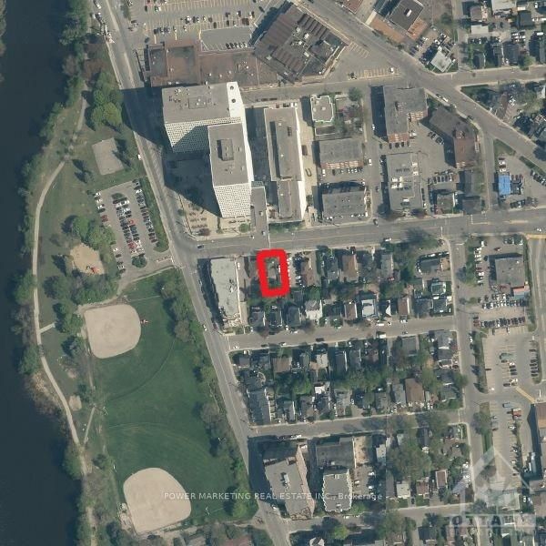 12 Mcarthur Avenue Property Photo 4