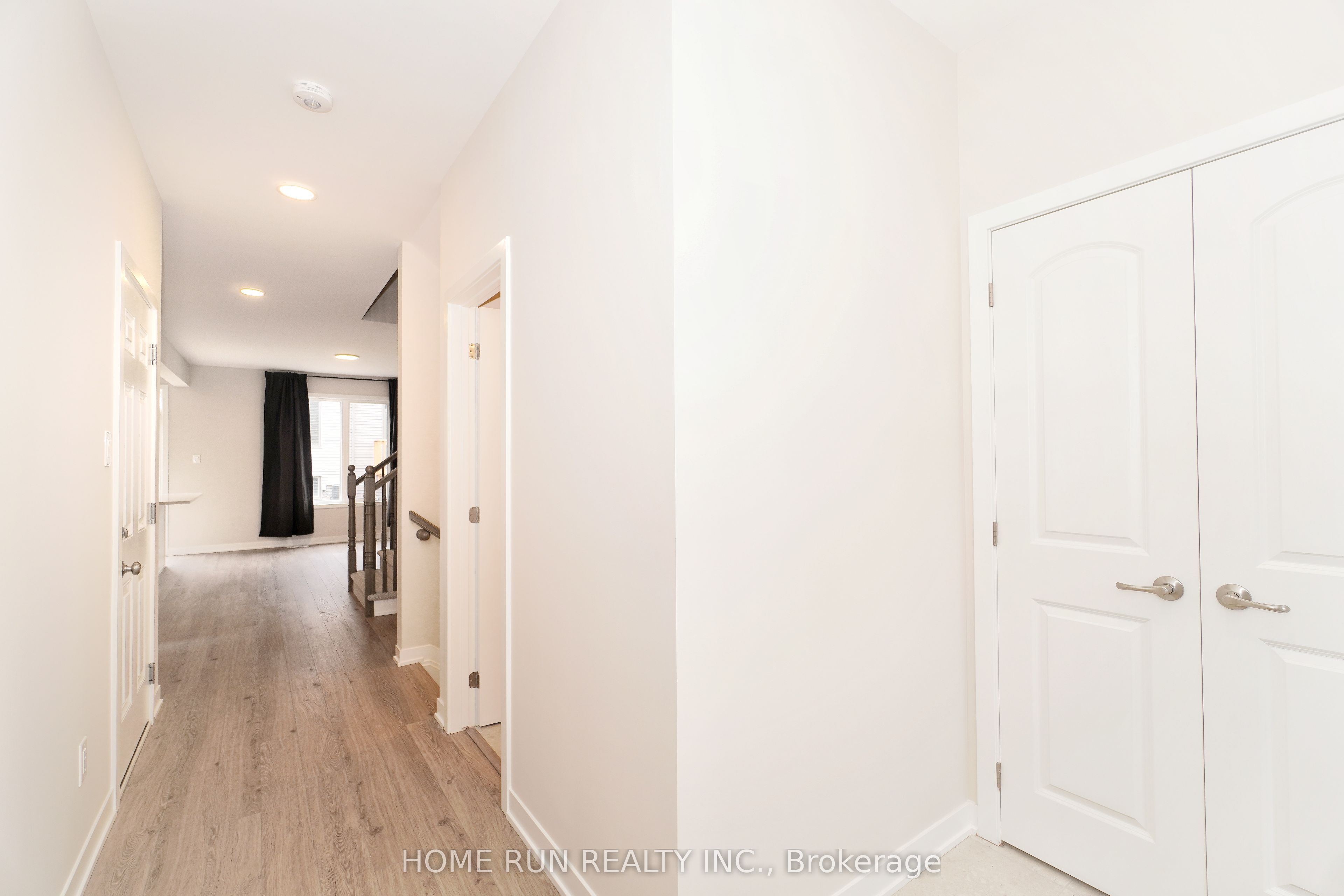 258 Catnip Crescent Property Photo 2