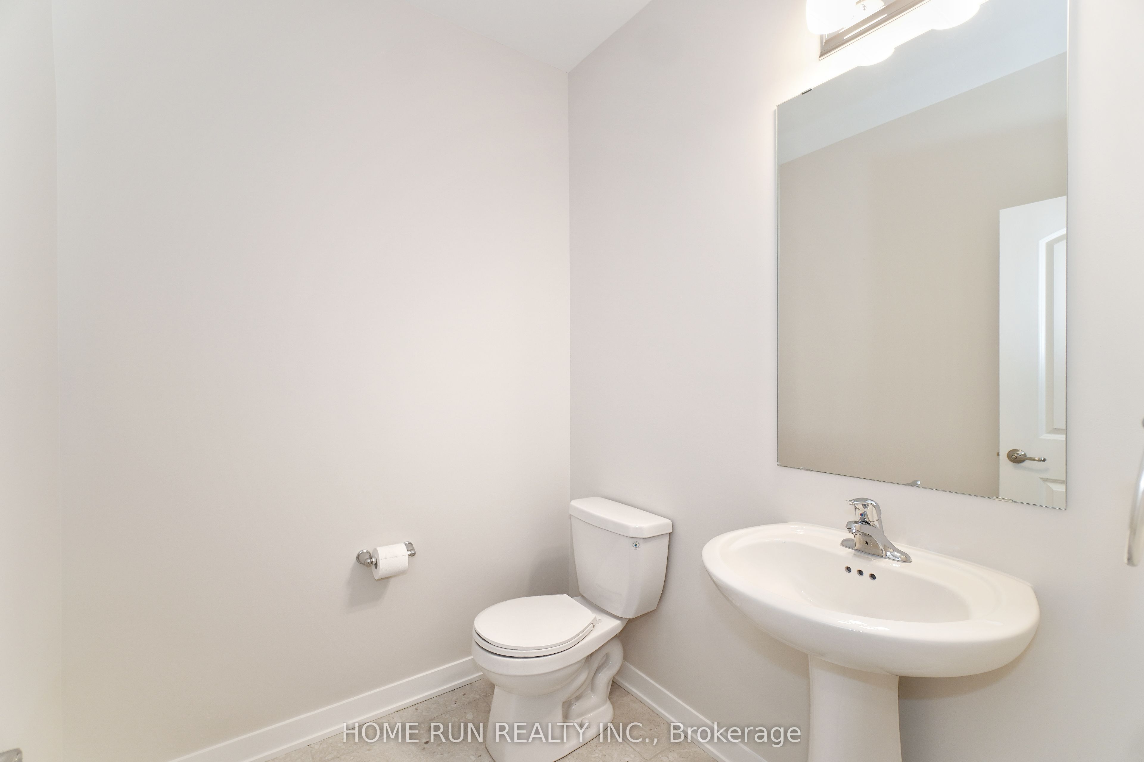 258 Catnip Crescent Property Photo 4