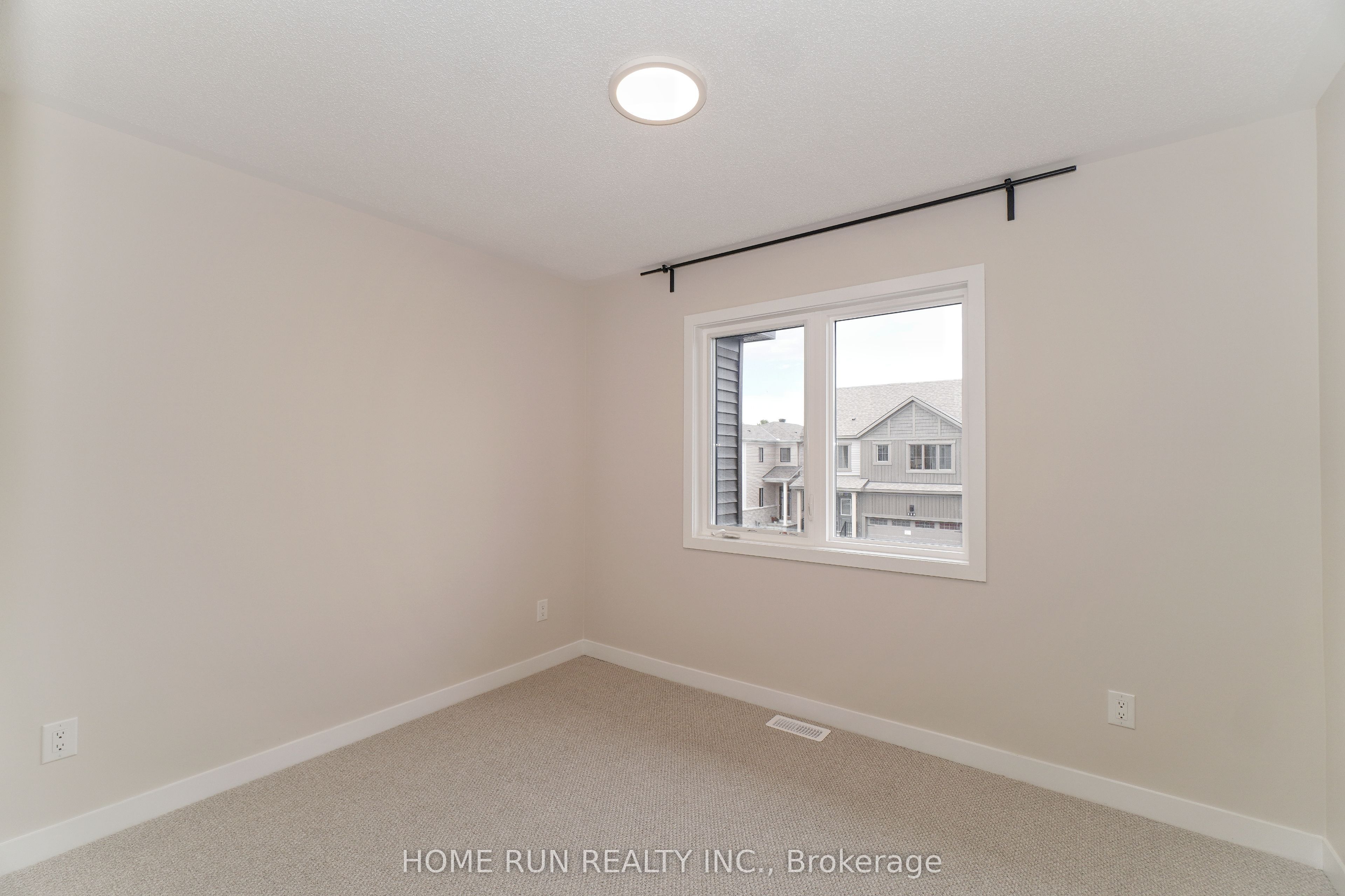 258 Catnip Crescent Property Photo 30