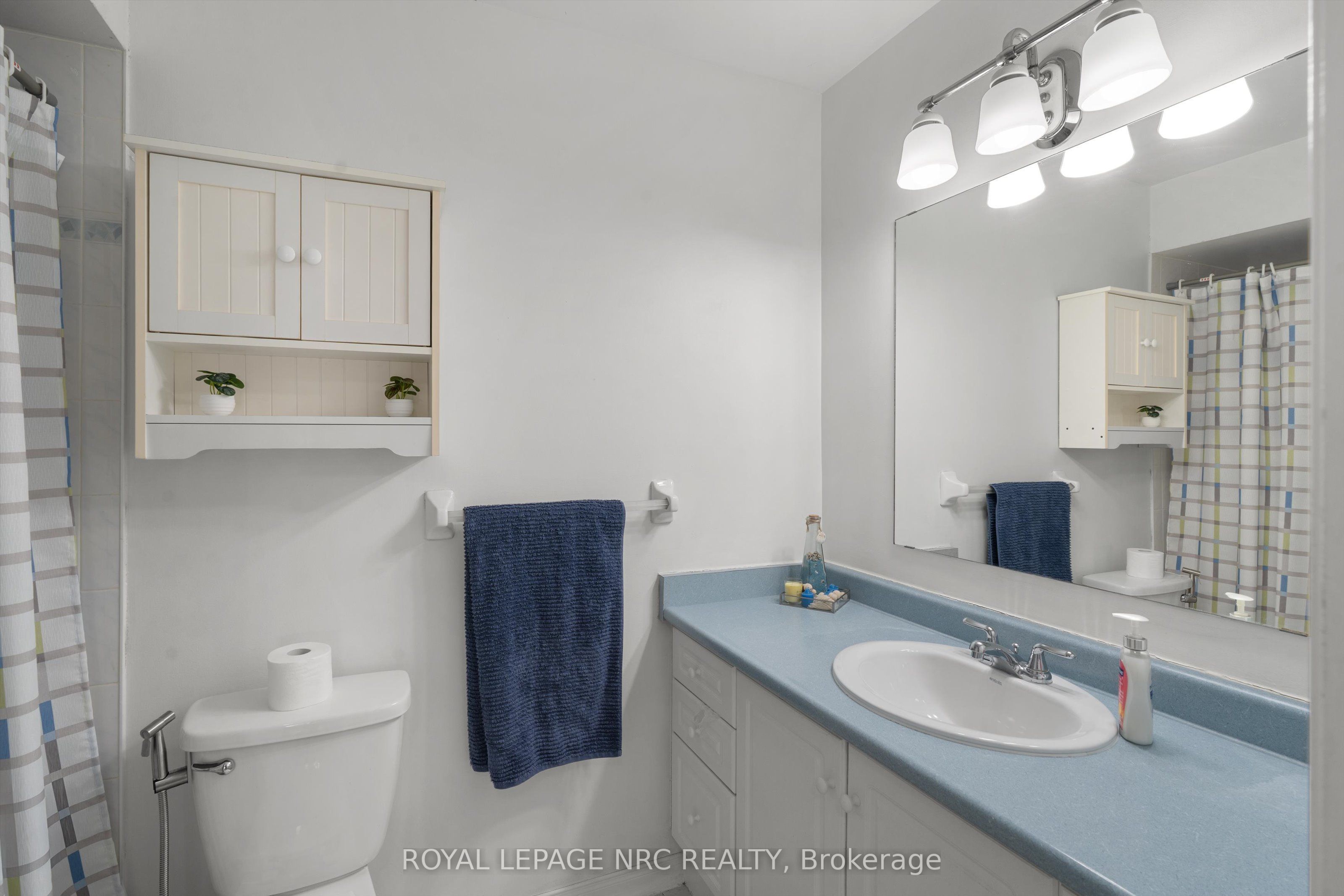 147 St Lawrence Drive Property Photo 18