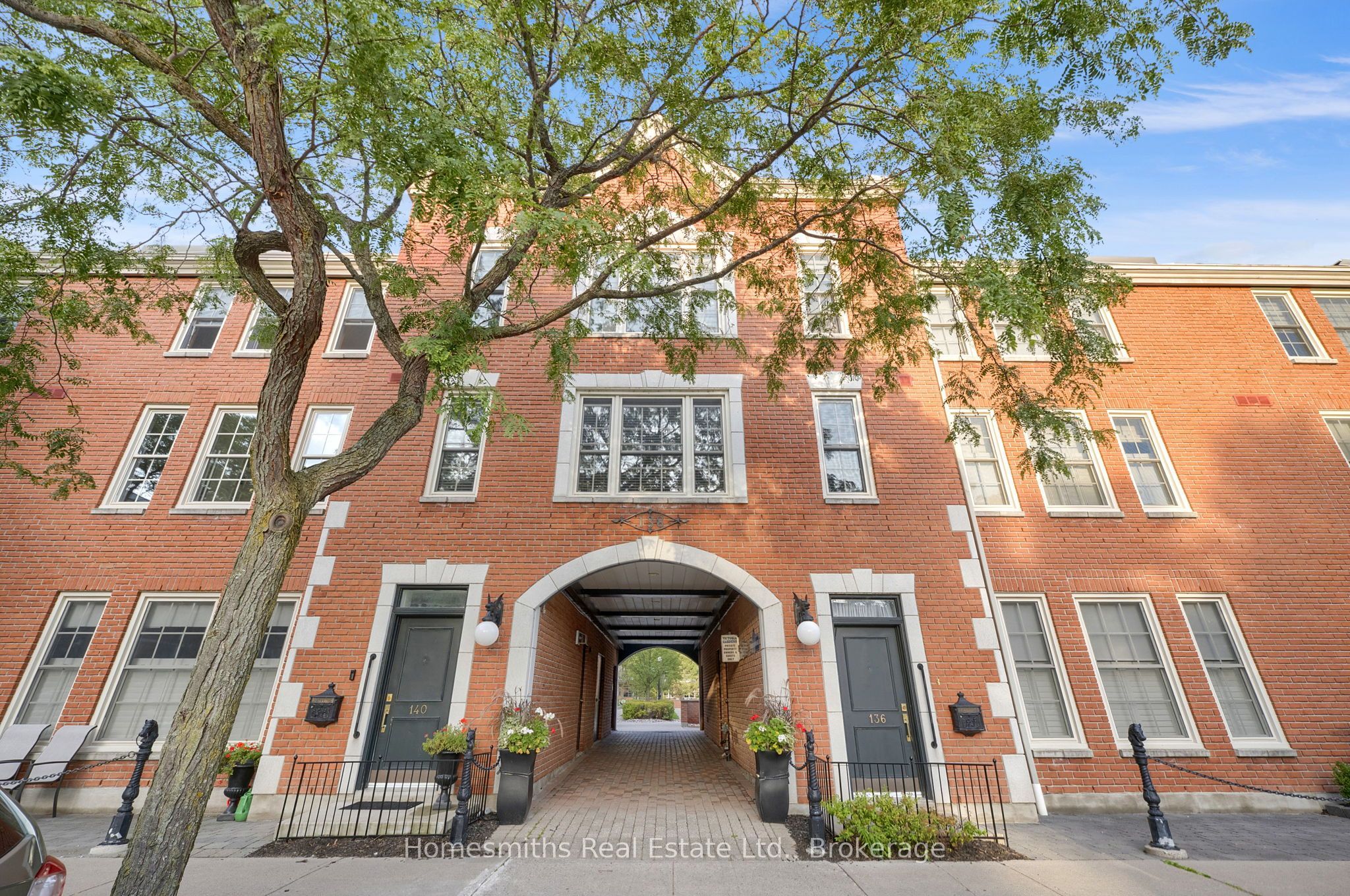 138 Hibernia Street 203 Property Photo 1
