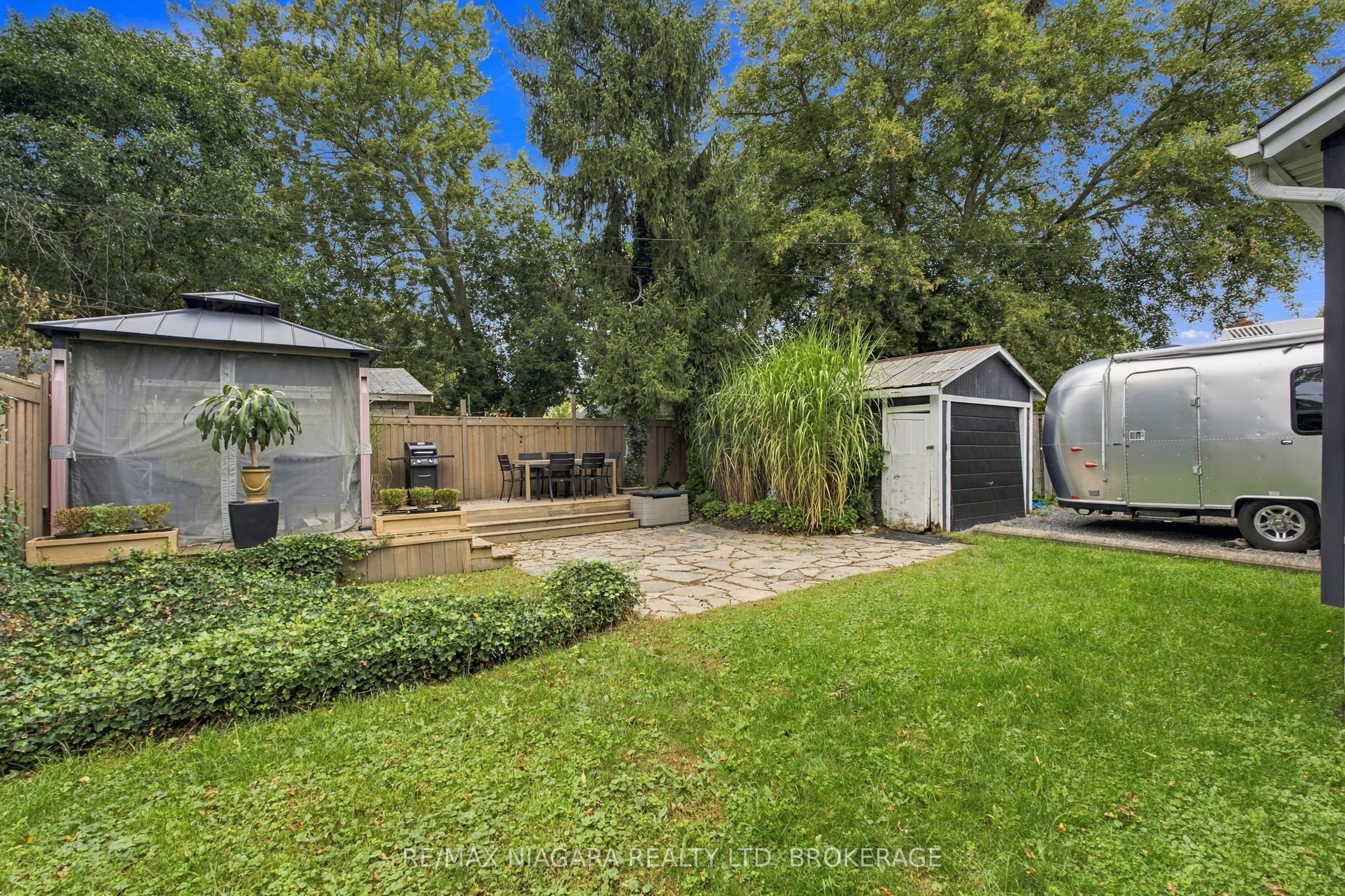 4895 Crysler Avenue Property Photo 22