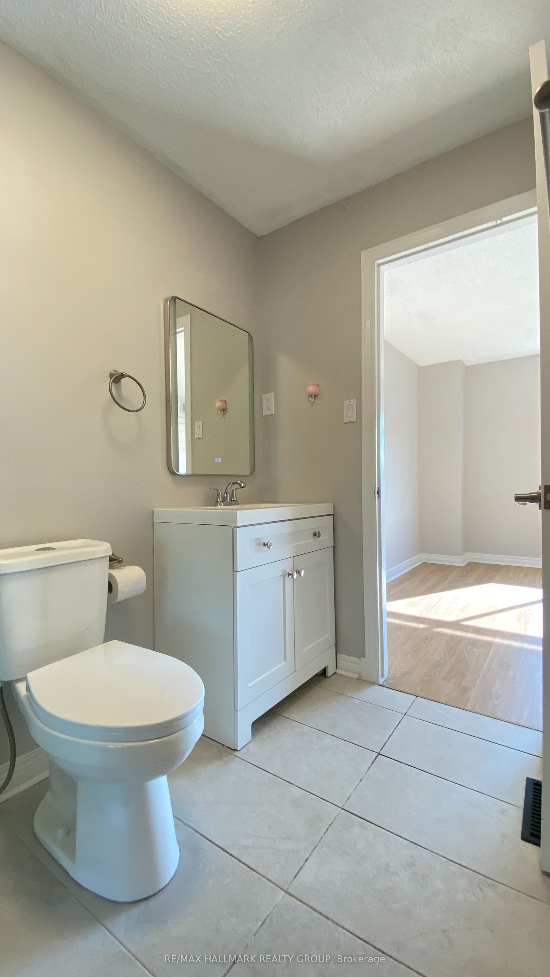 128 Grenadier Way Property Photo 28