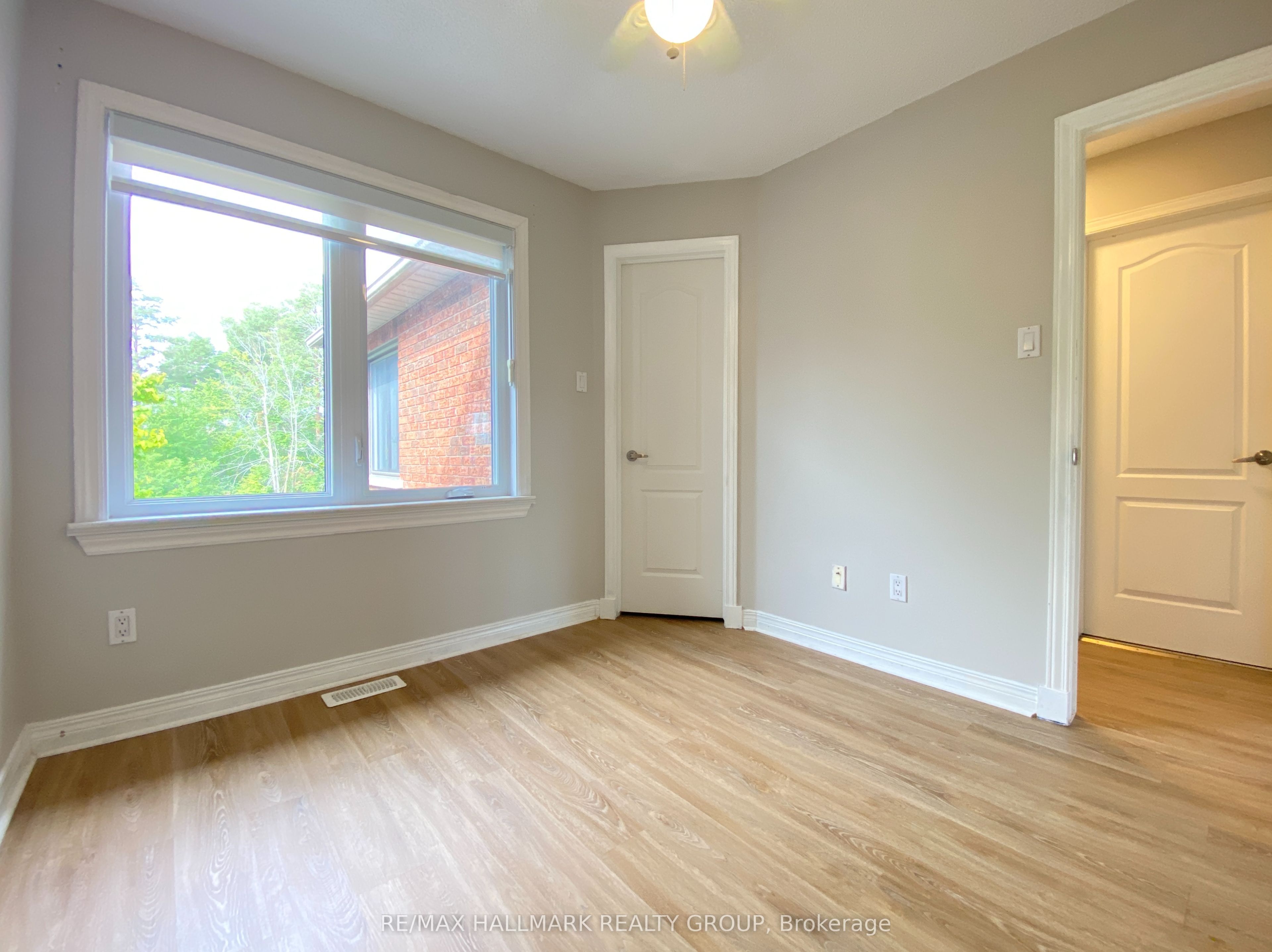 128 Grenadier Way Property Photo 29