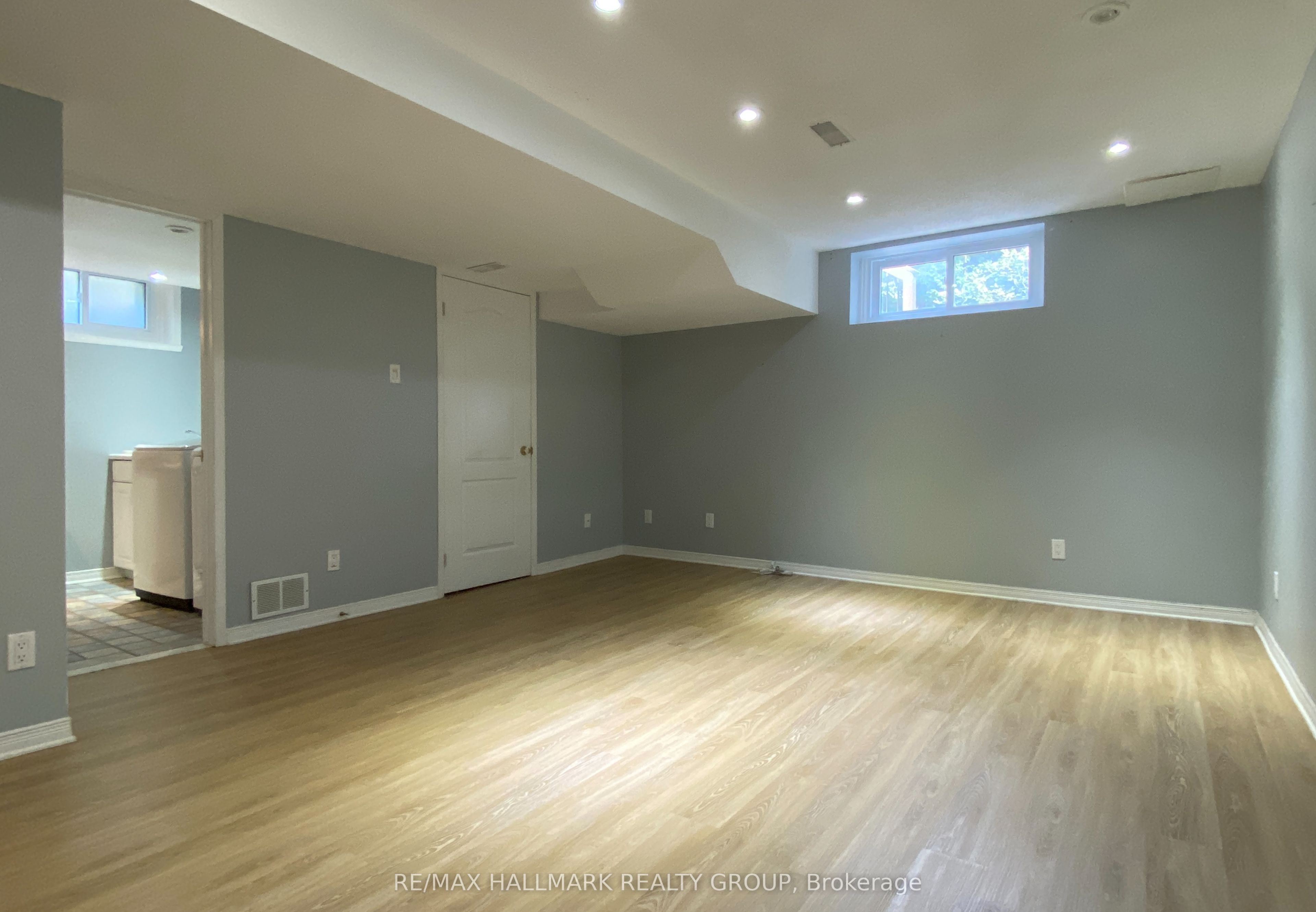 128 Grenadier Way Property Photo 37