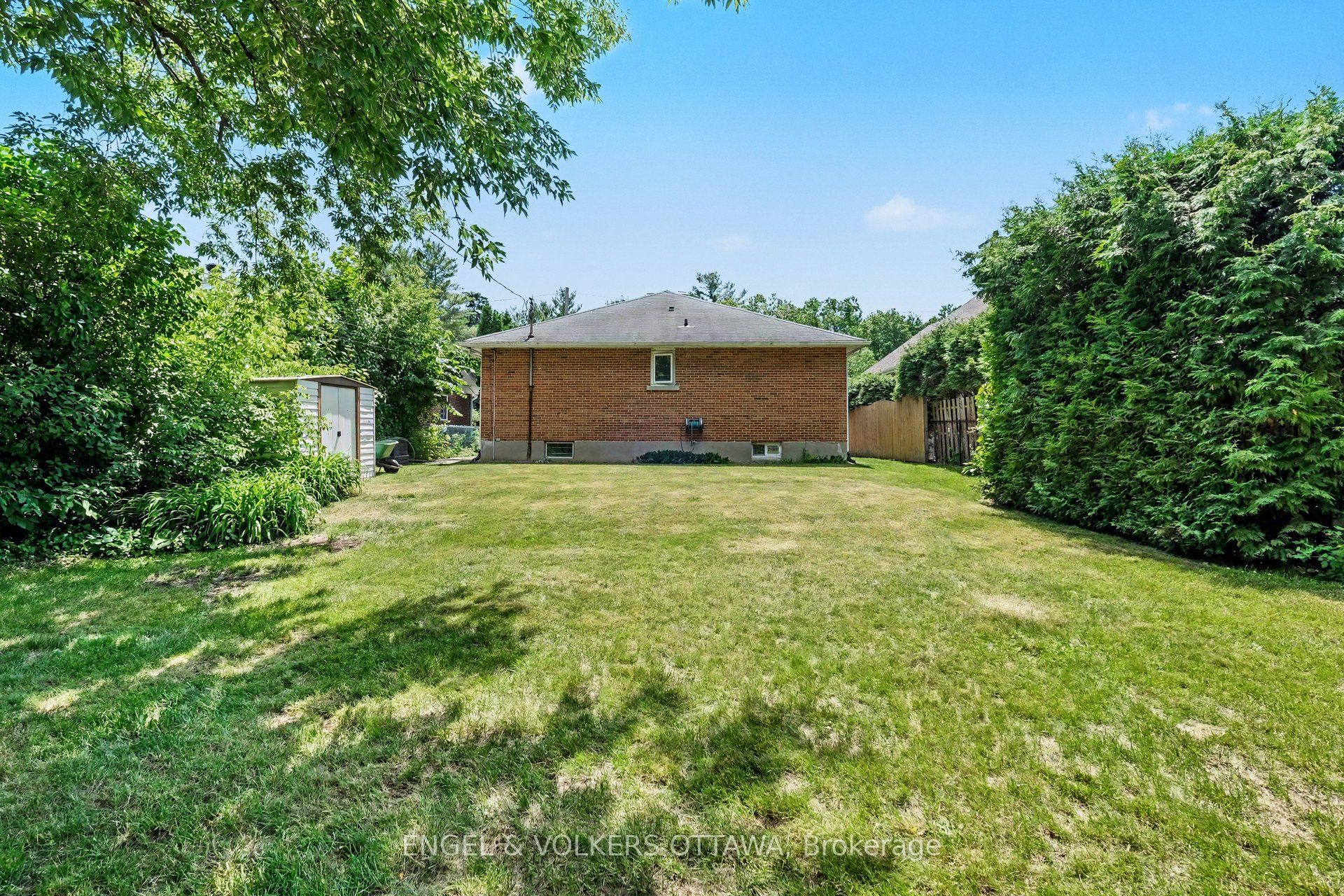 325 Summit Avenue Property Photo 26