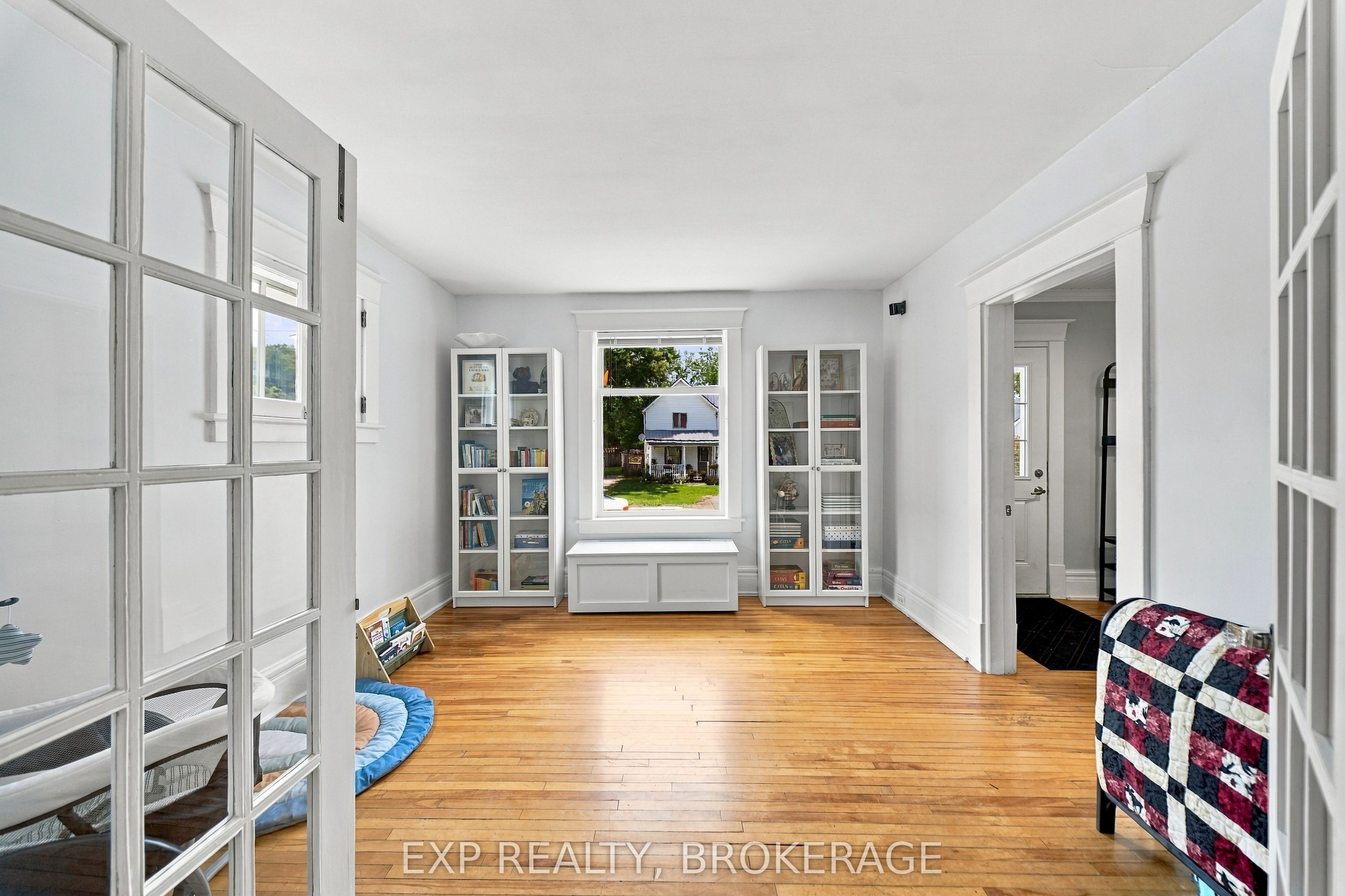 47 Henry Street Property Photo 8