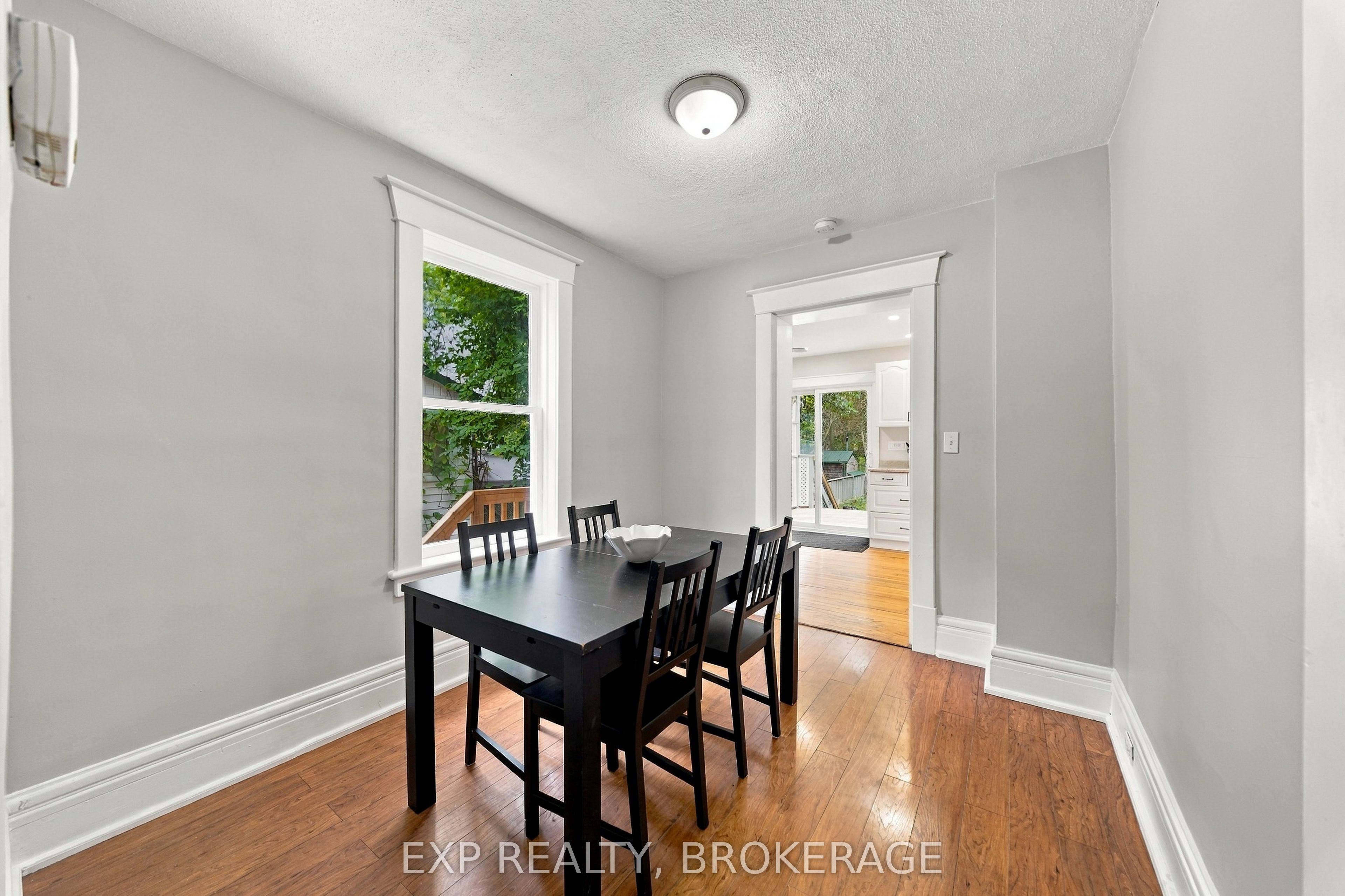 47 Henry Street Property Photo 12