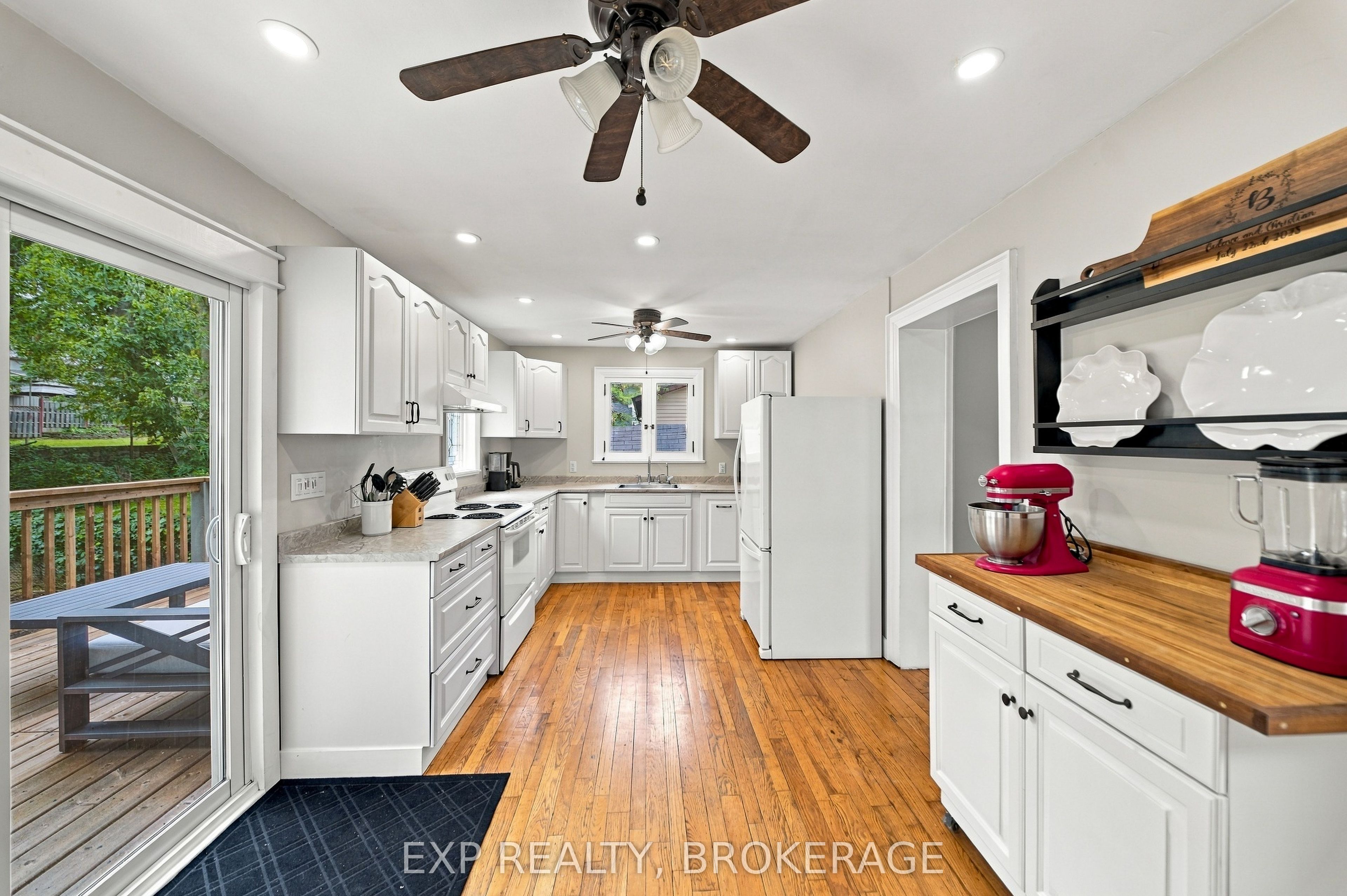 47 Henry Street Property Photo 14