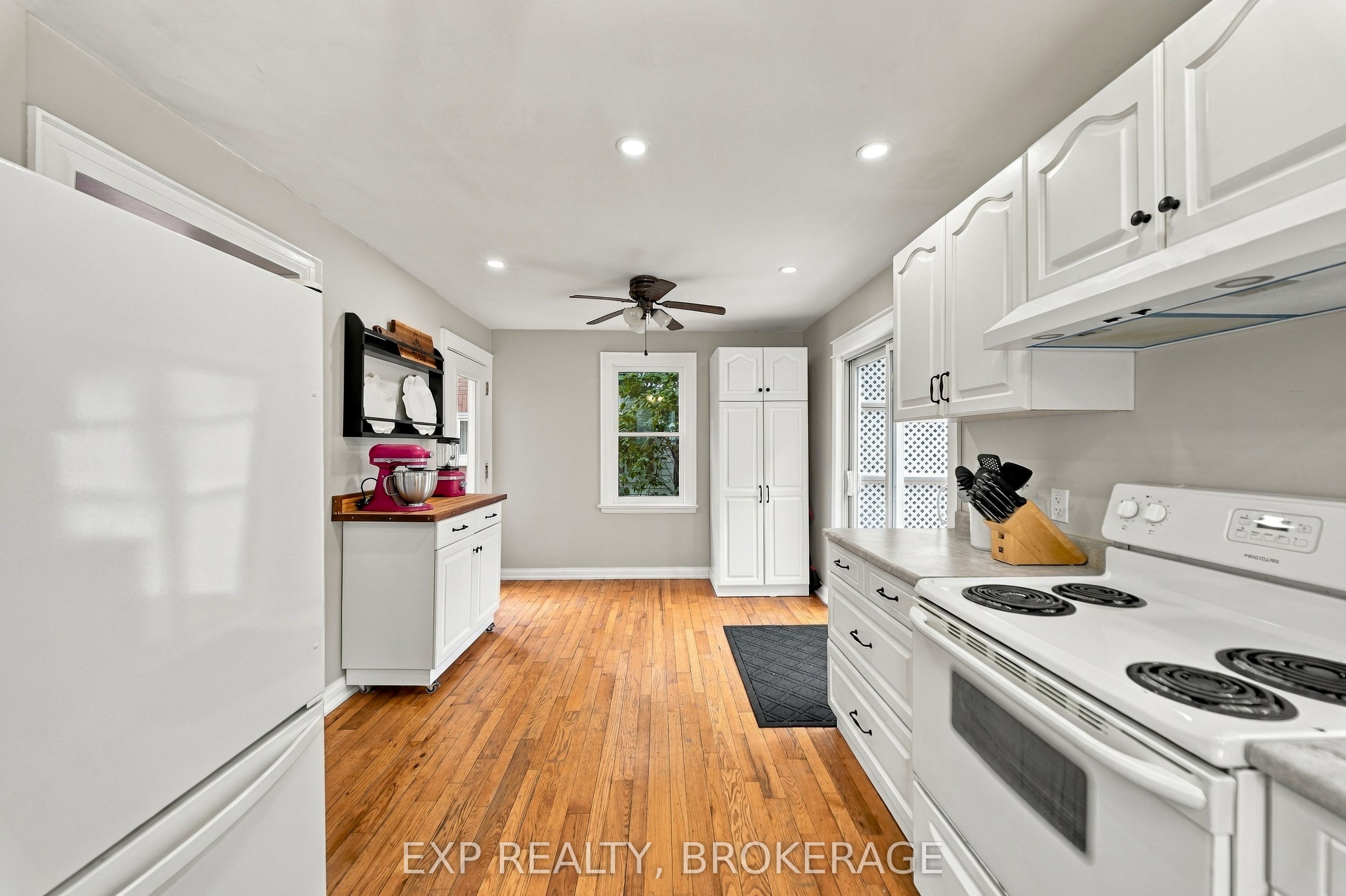 47 Henry Street Property Photo 17