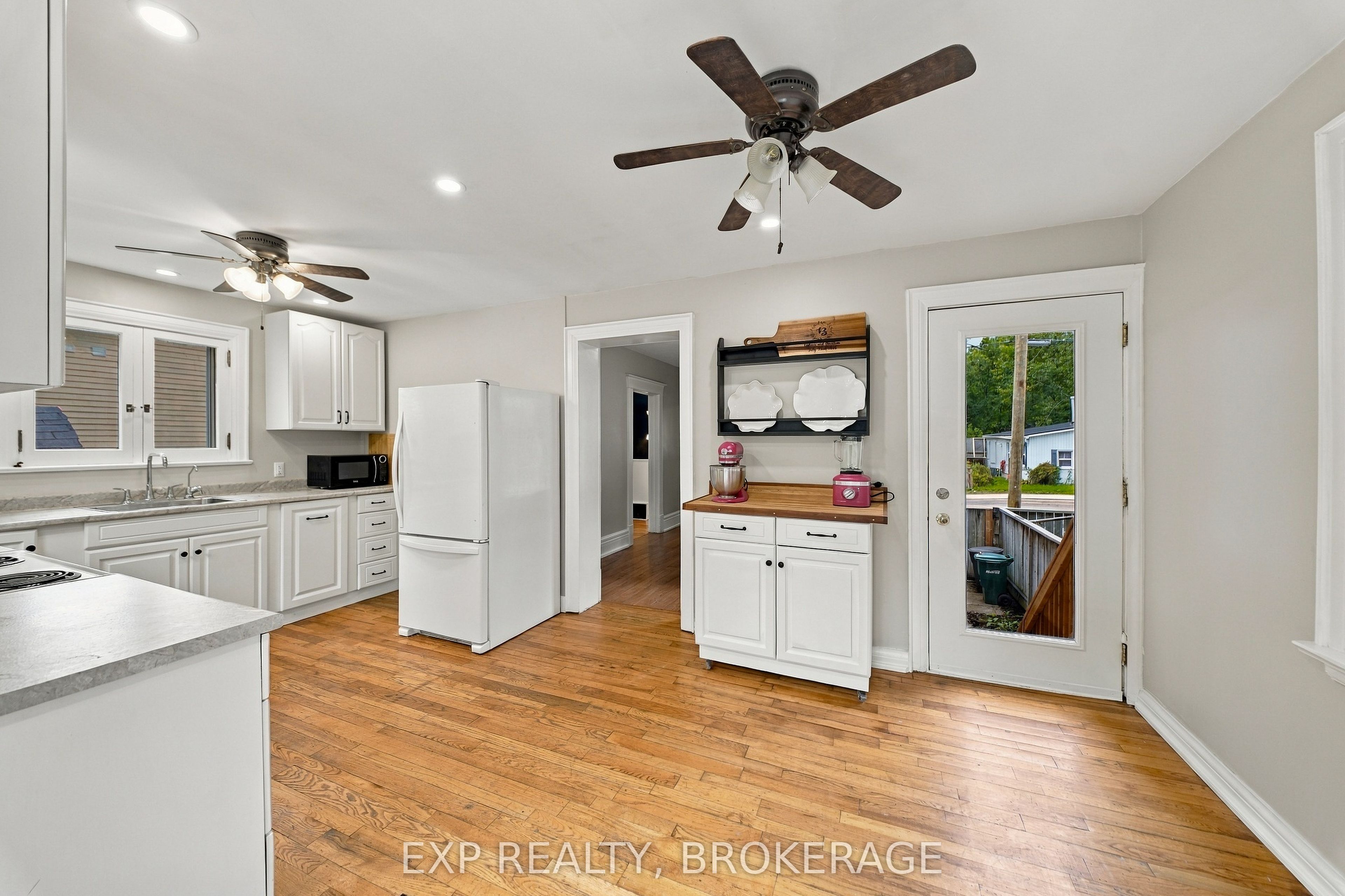 47 Henry Street Property Photo 18