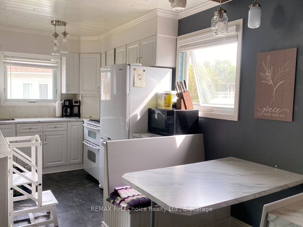 72 Brompton Road Property Photo 6