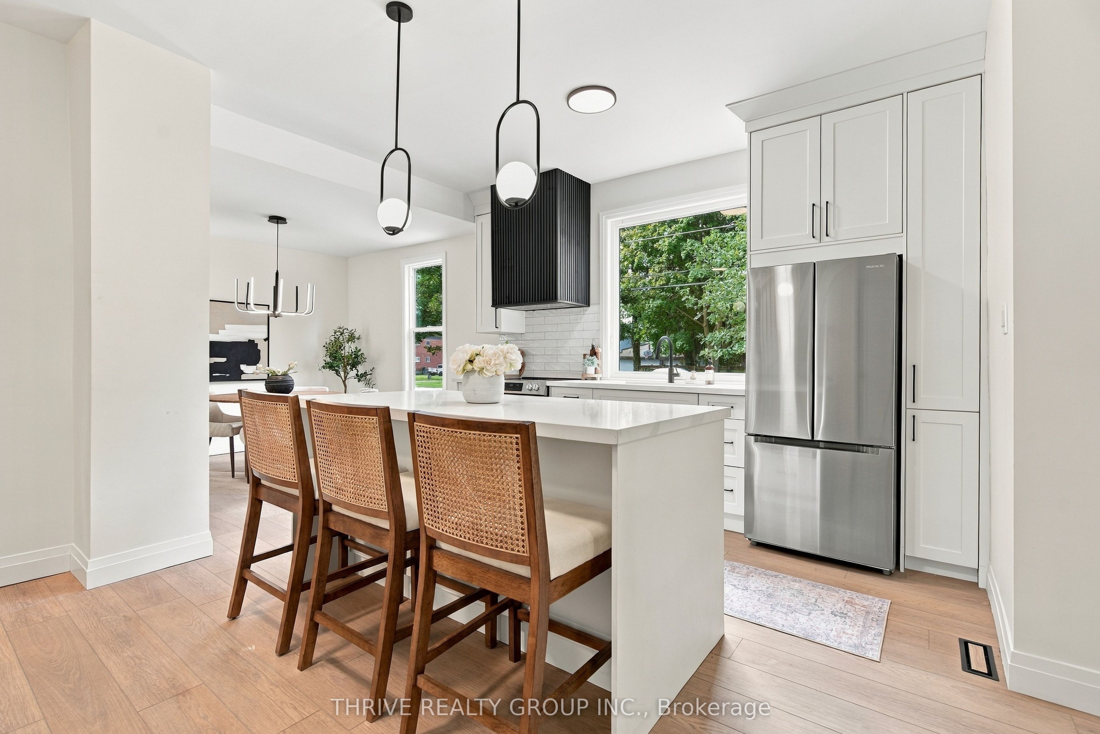 553 Piccadilly Street Property Photo 13