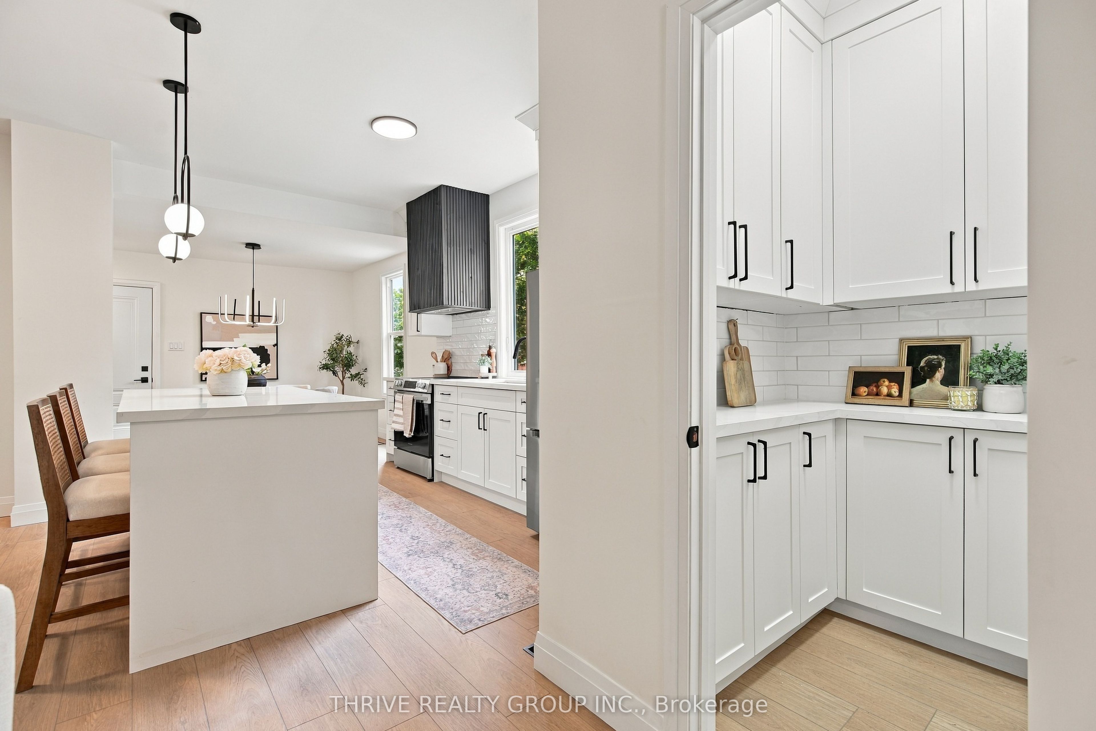 553 Piccadilly Street Property Photo 17
