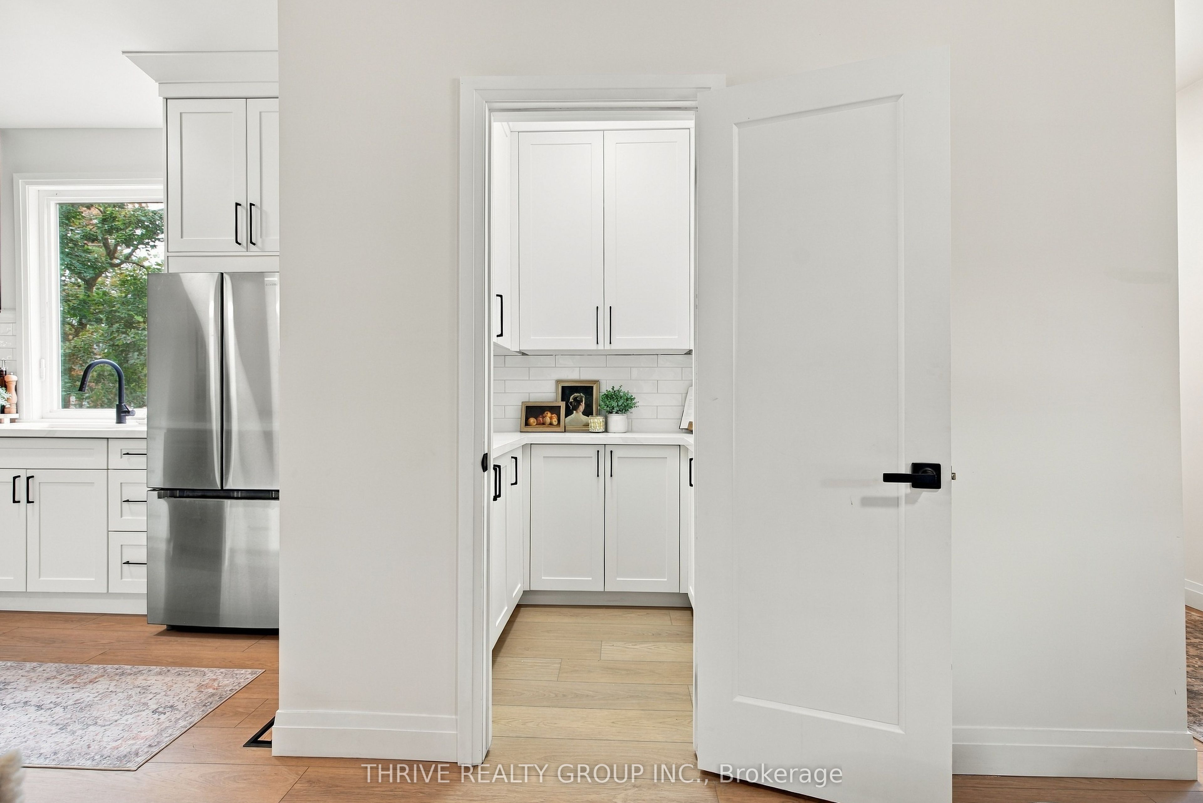 553 Piccadilly Street Property Photo 18
