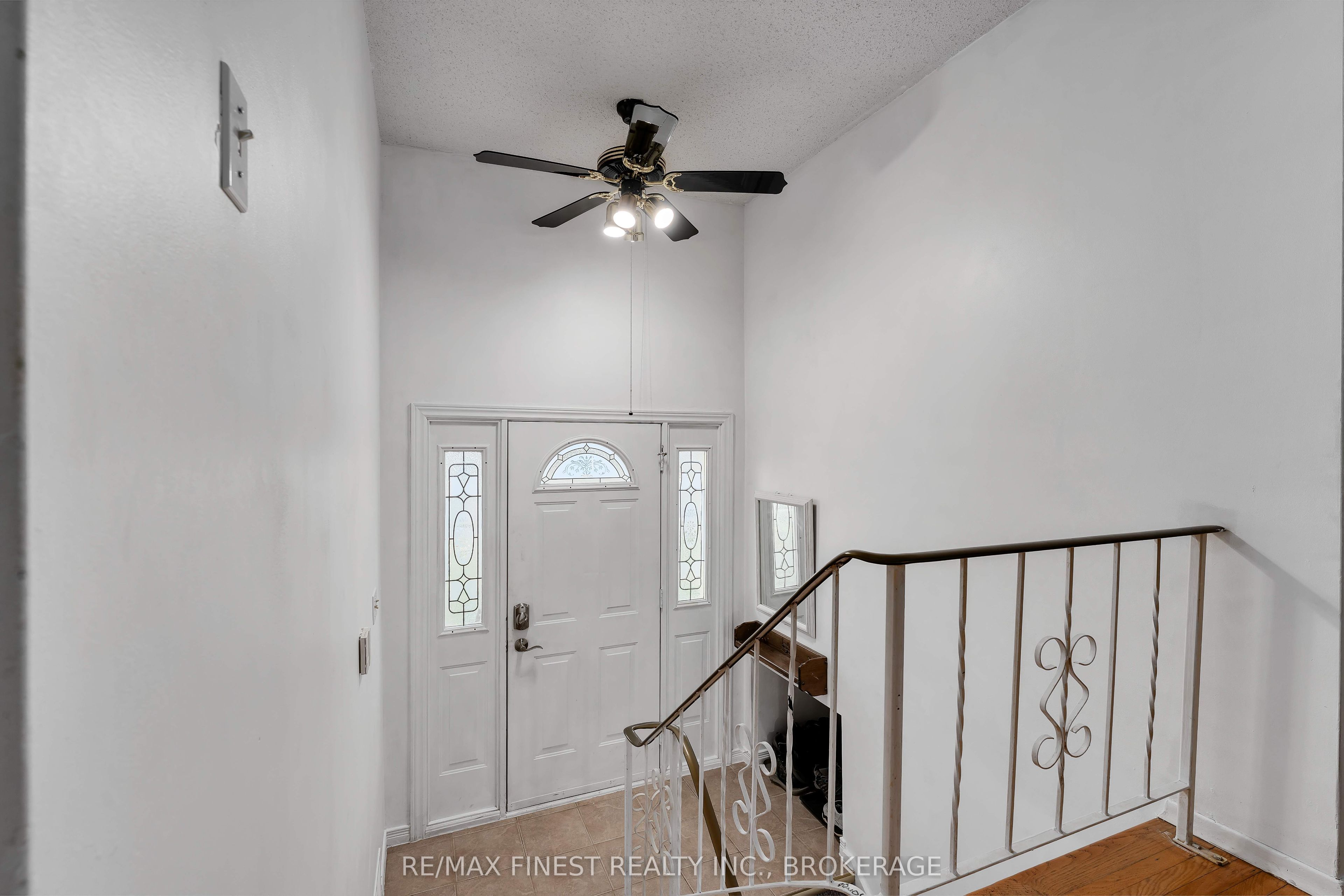 602 Watford Place Property Photo 4