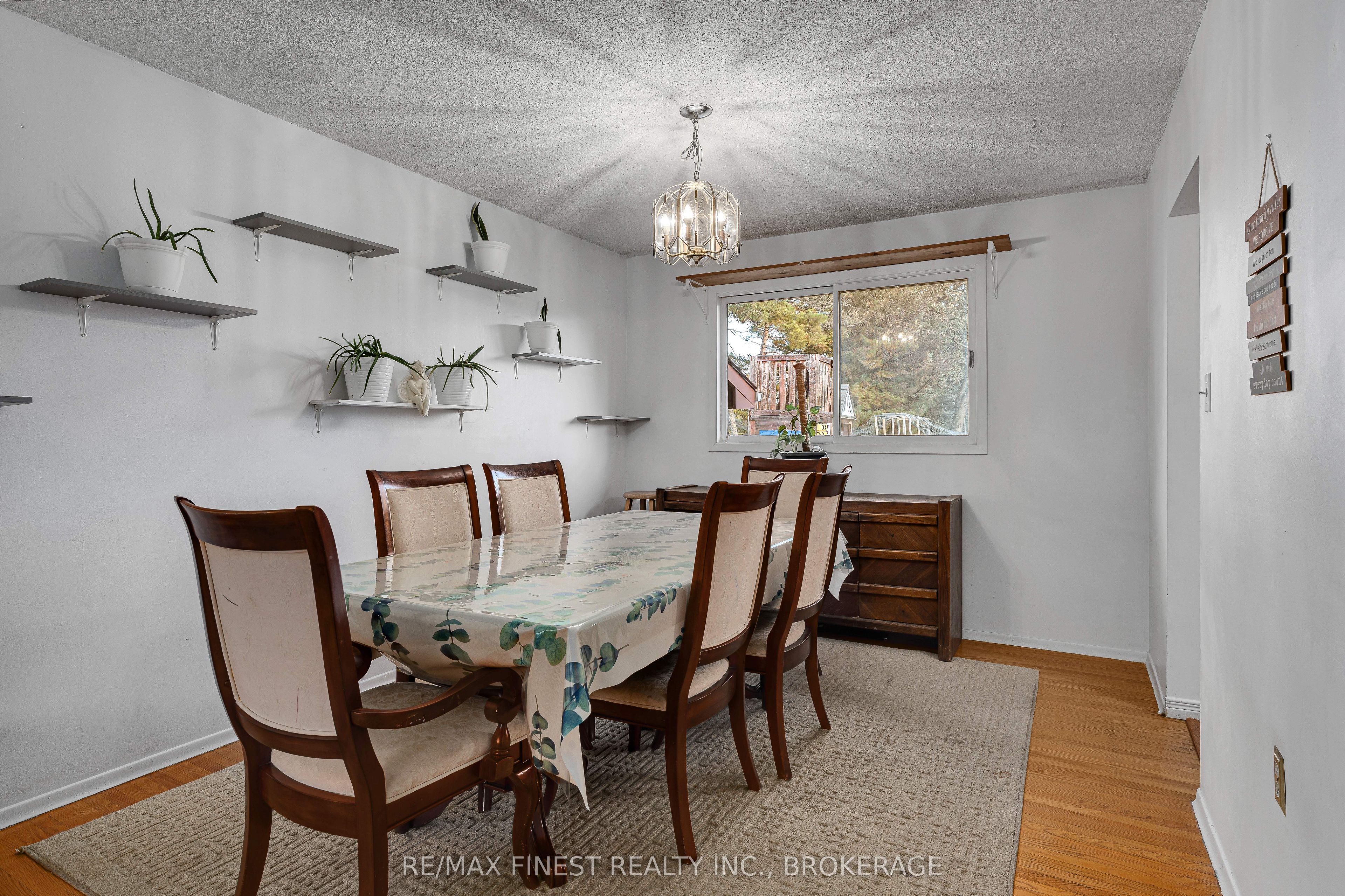 602 Watford Place Property Photo 10