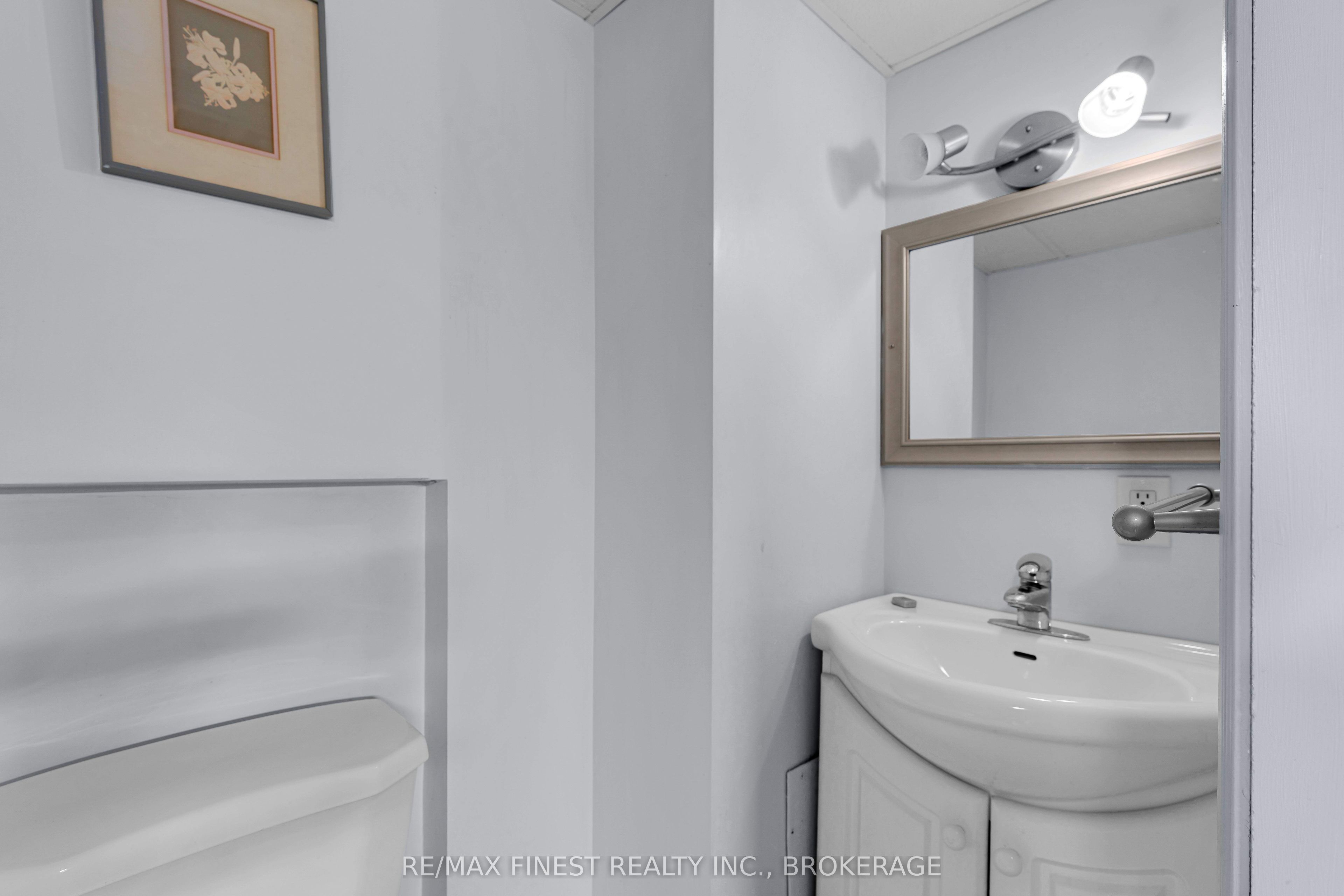602 Watford Place Property Photo 32
