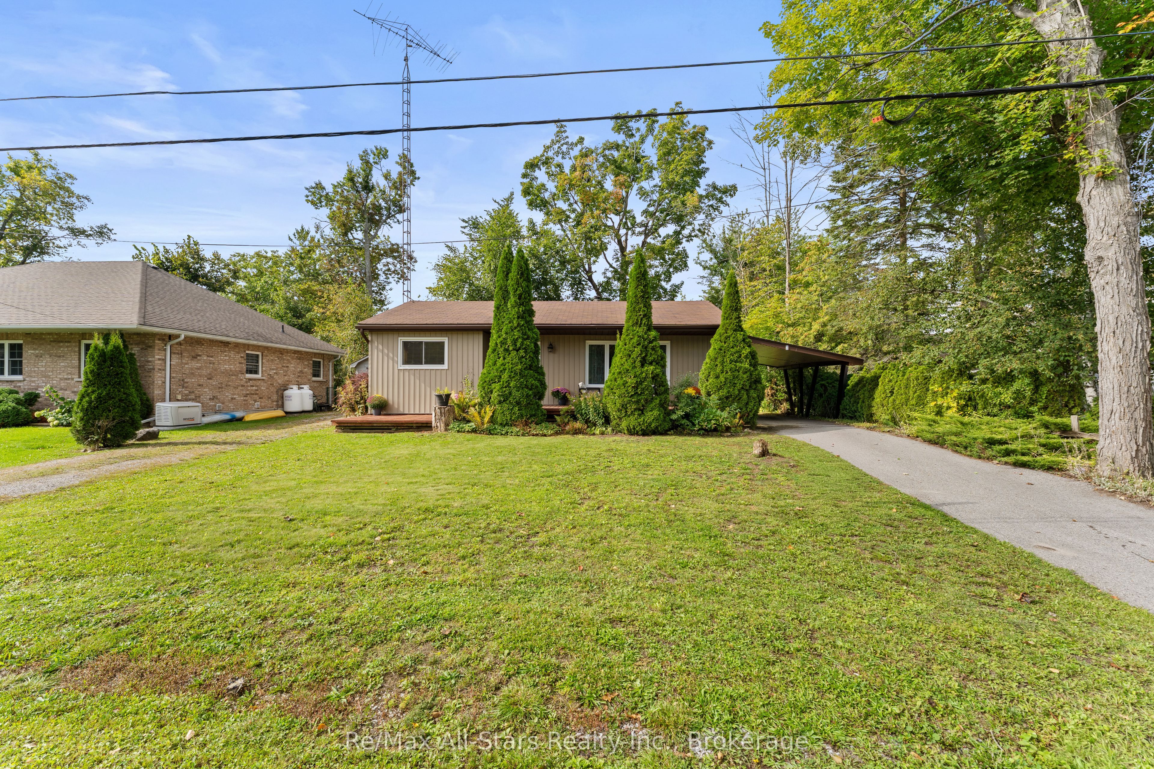 7 Lance Street Property Photo 1