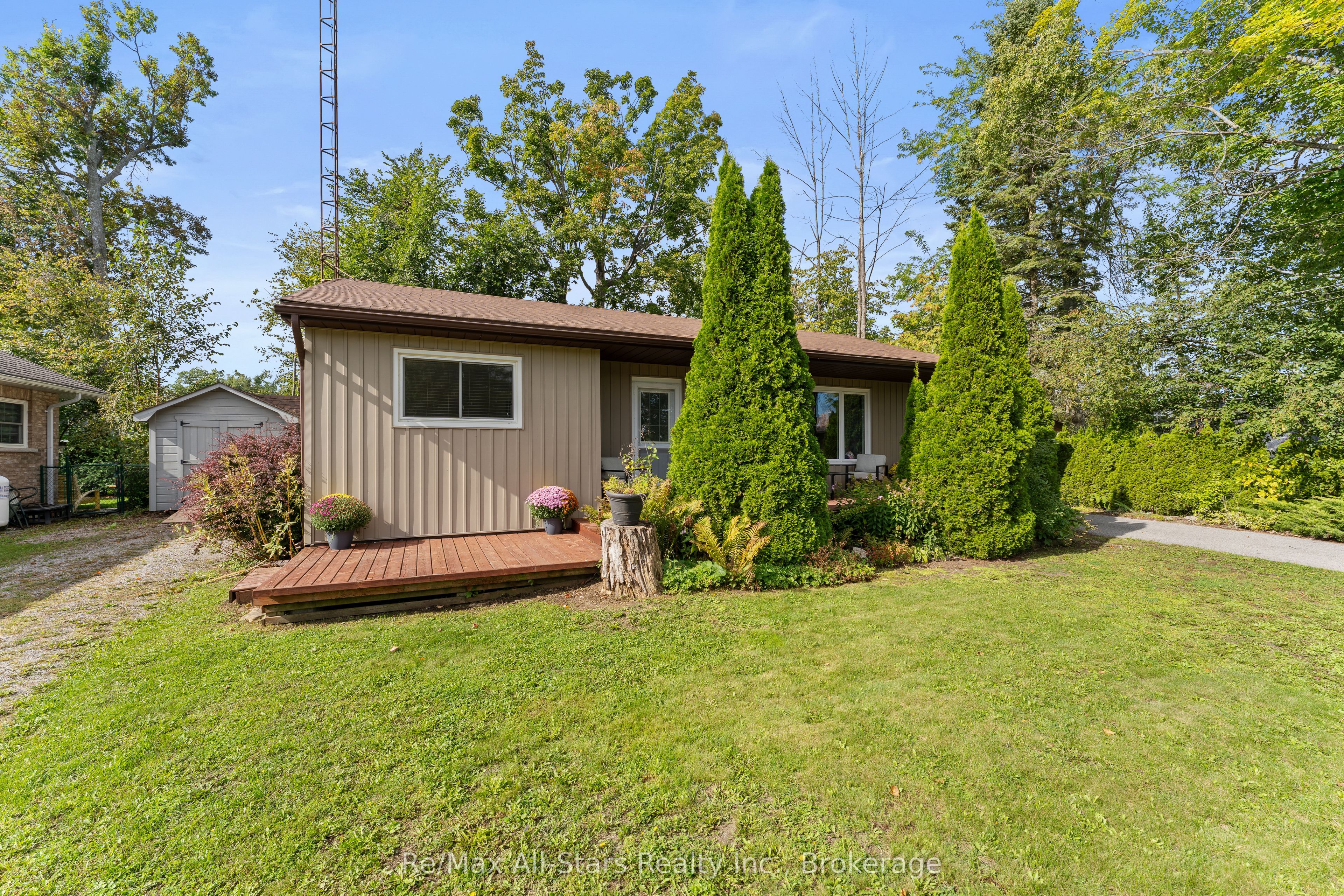 7 Lance Street Property Photo 3