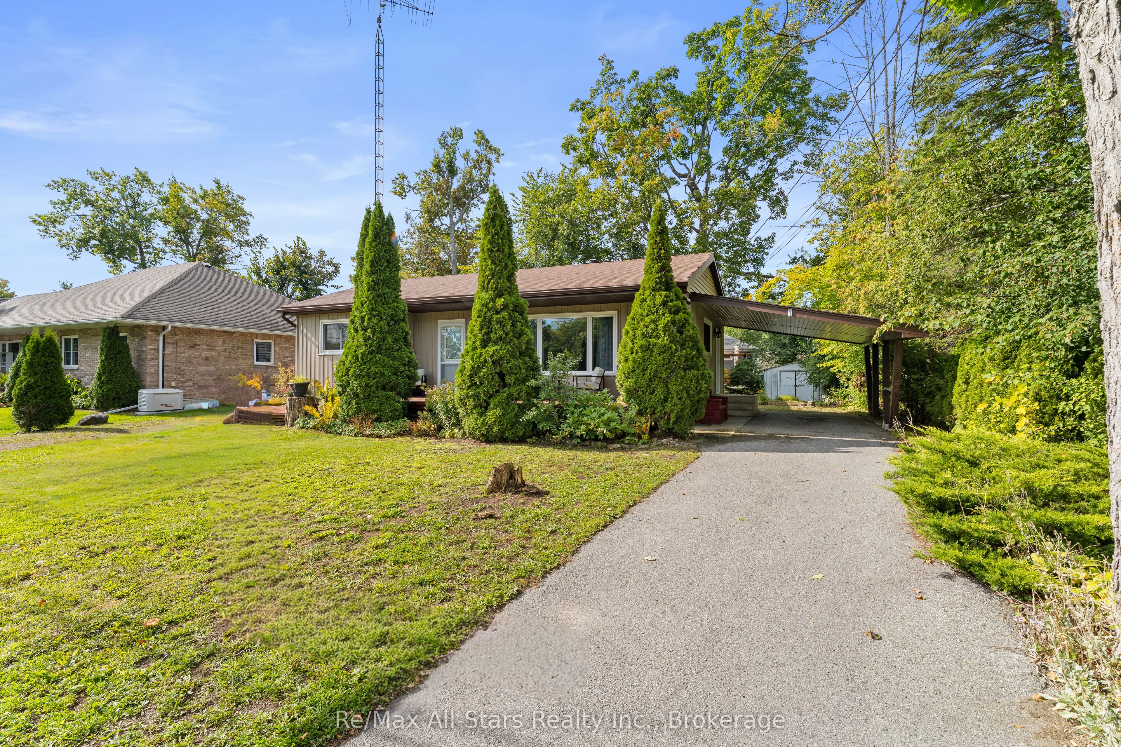 7 Lance Street Property Photo 5